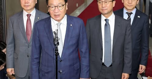 원구성 협상 불발…與, 오후 5시 본회의서 11곳 상임위원장 선출