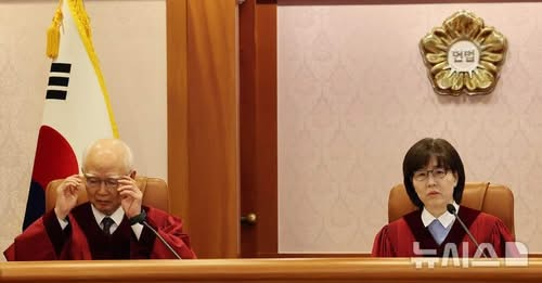 국회 '내란죄' 쟁점 철회에…尹 측 "탄핵소추 무효"(종합2보)