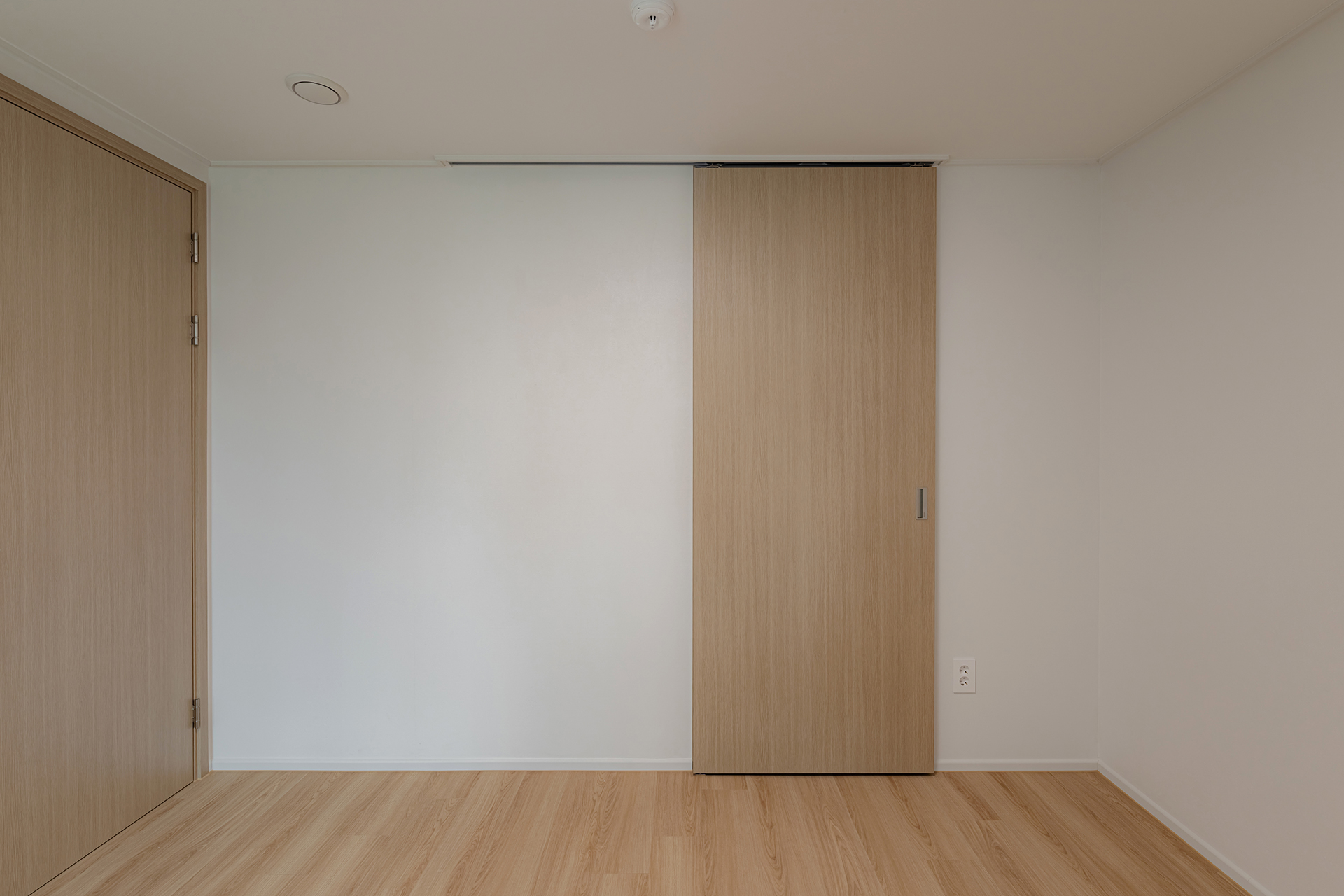 e2c8323edebed.jpg