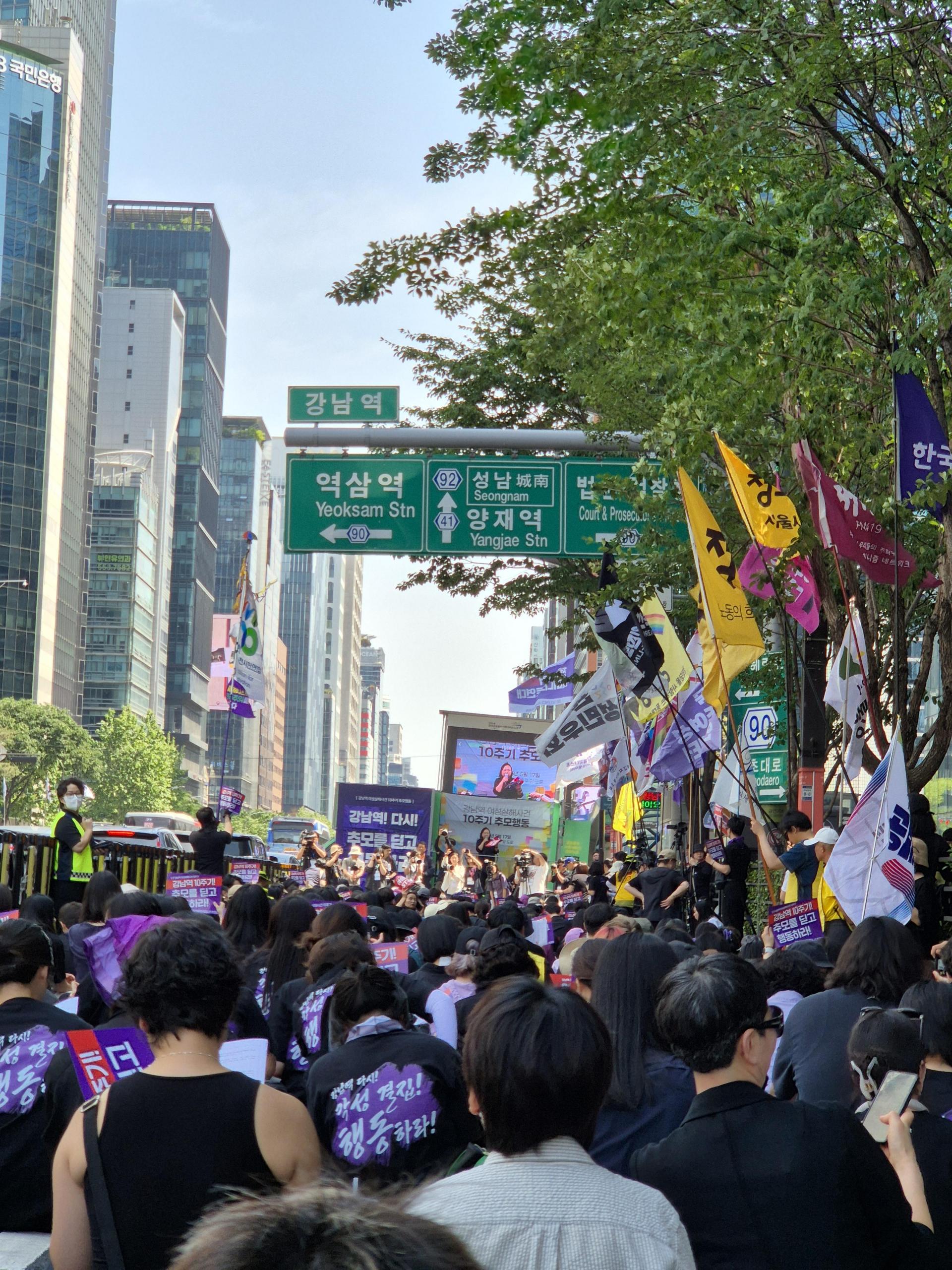 e933268896825.jpg