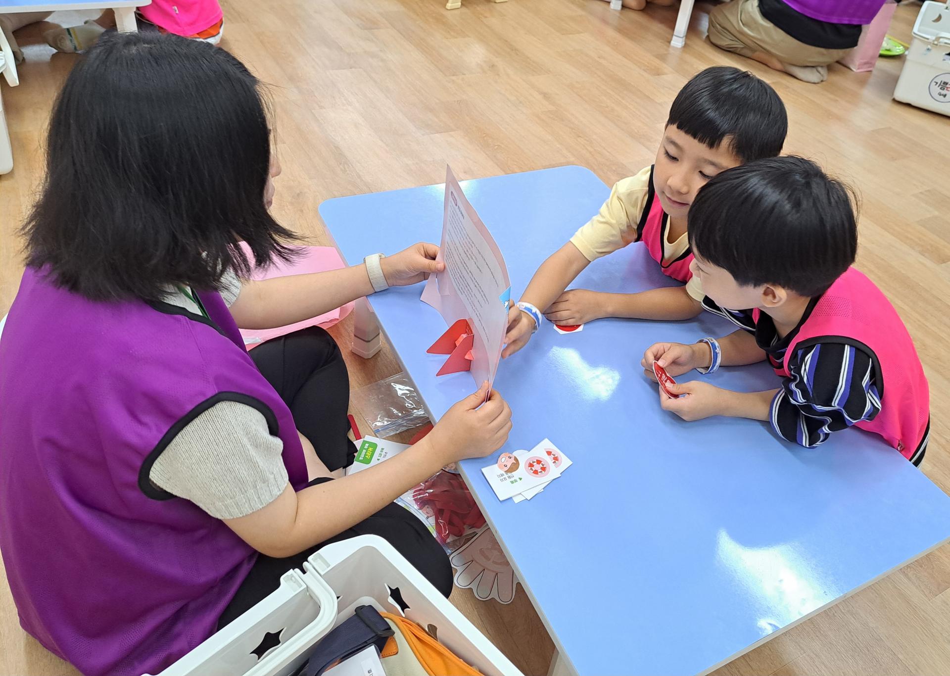2433da04c5280.jpg