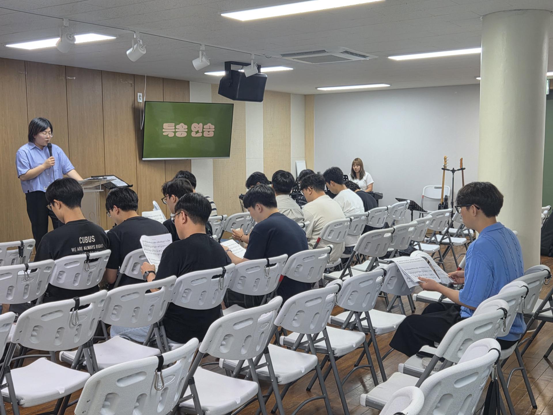 82c963edec339.jpg