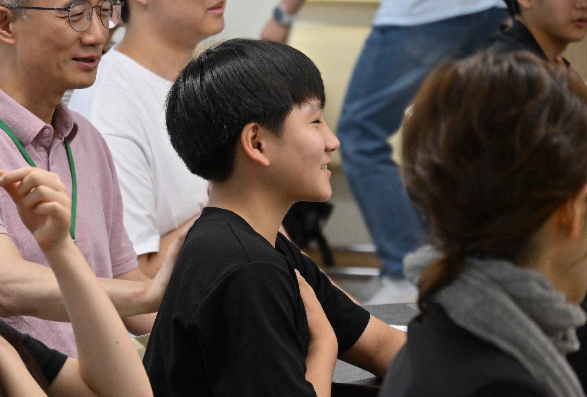 c84ba79329a57.jpg