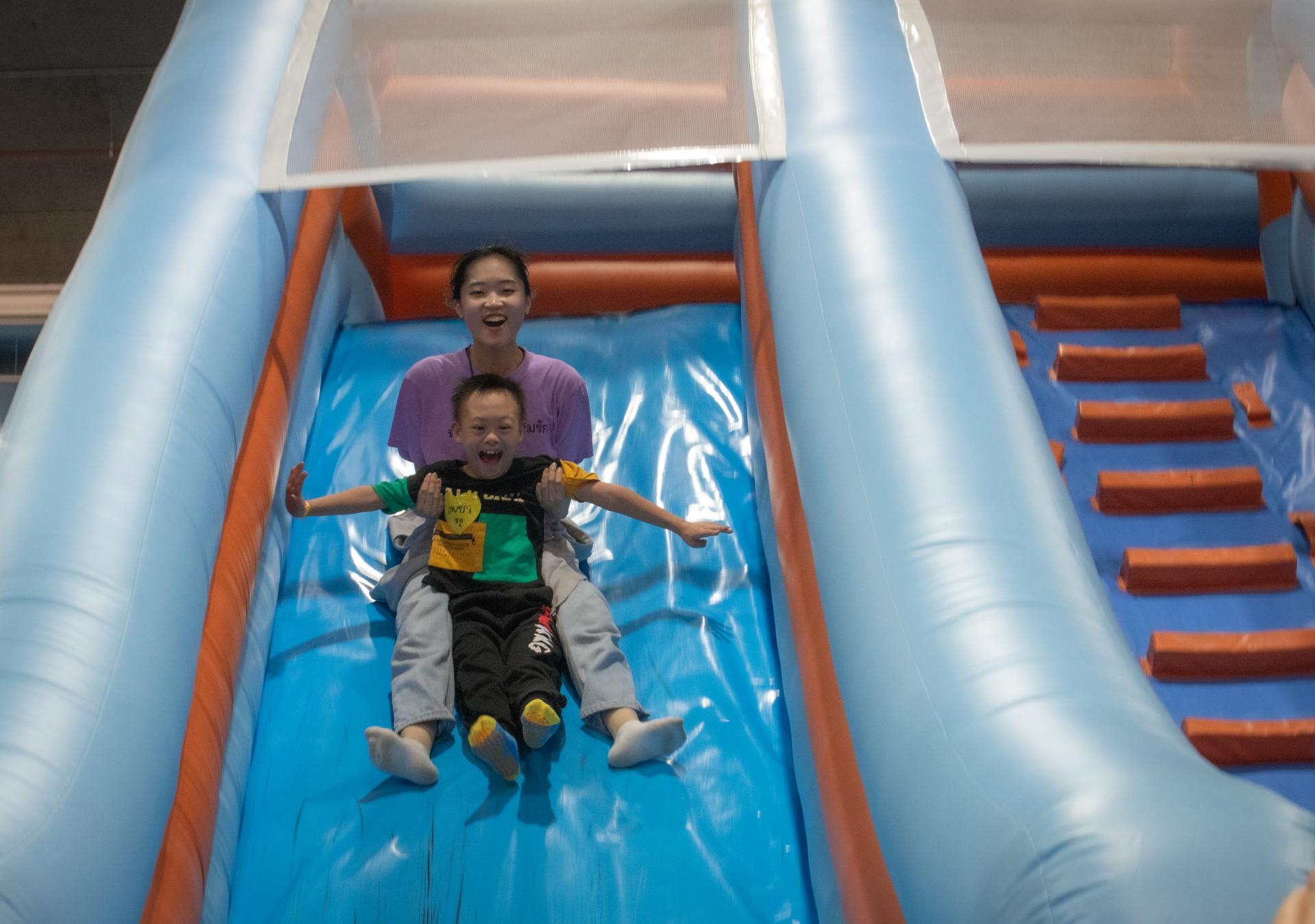 dd8651d083435.jpg