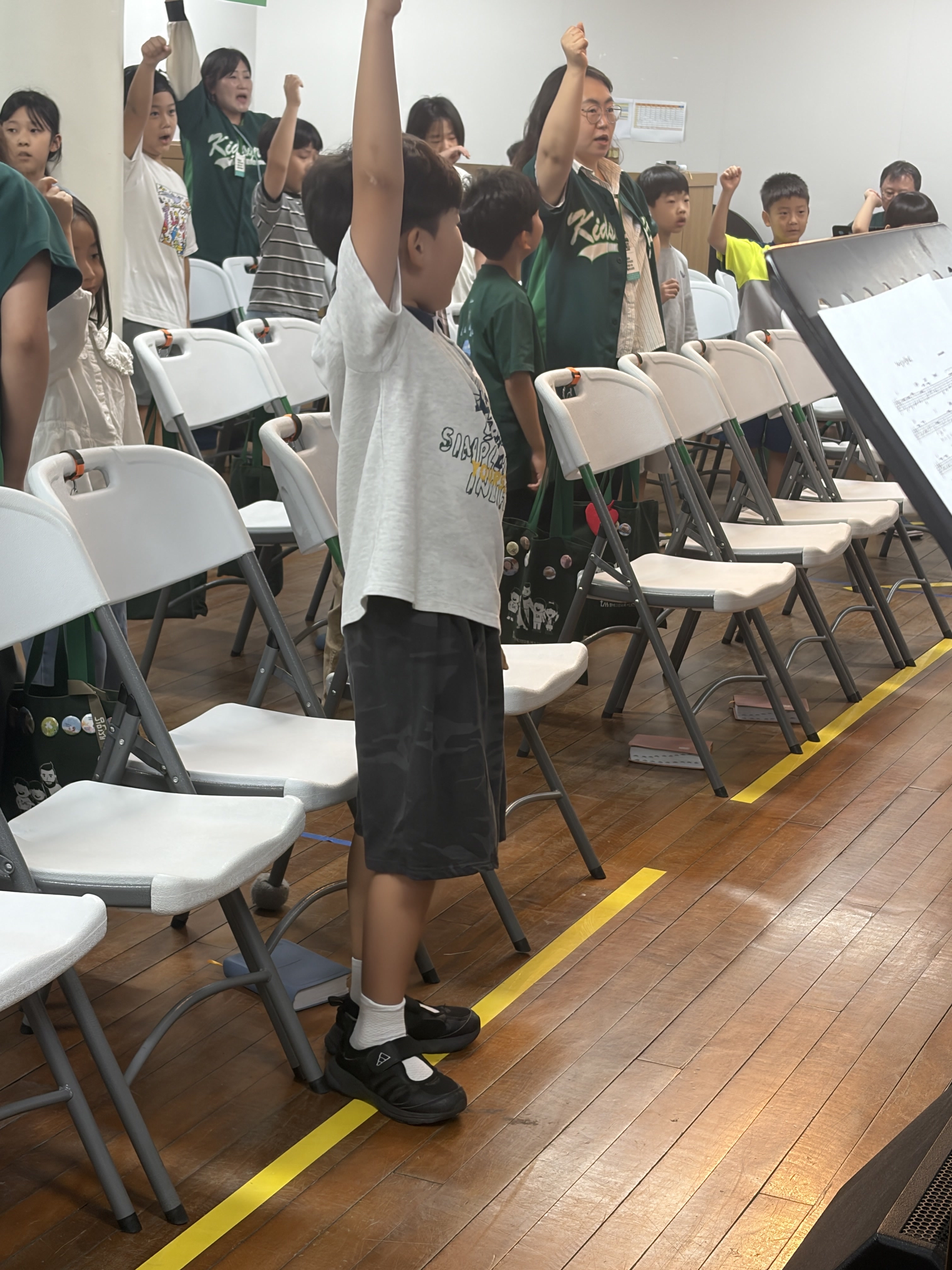 f158461f6d557.jpg