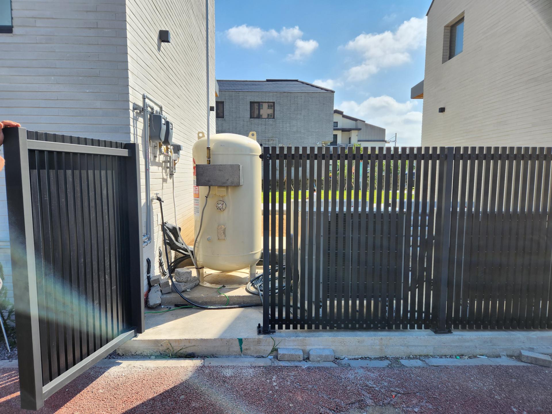 e09173354654e.jpg