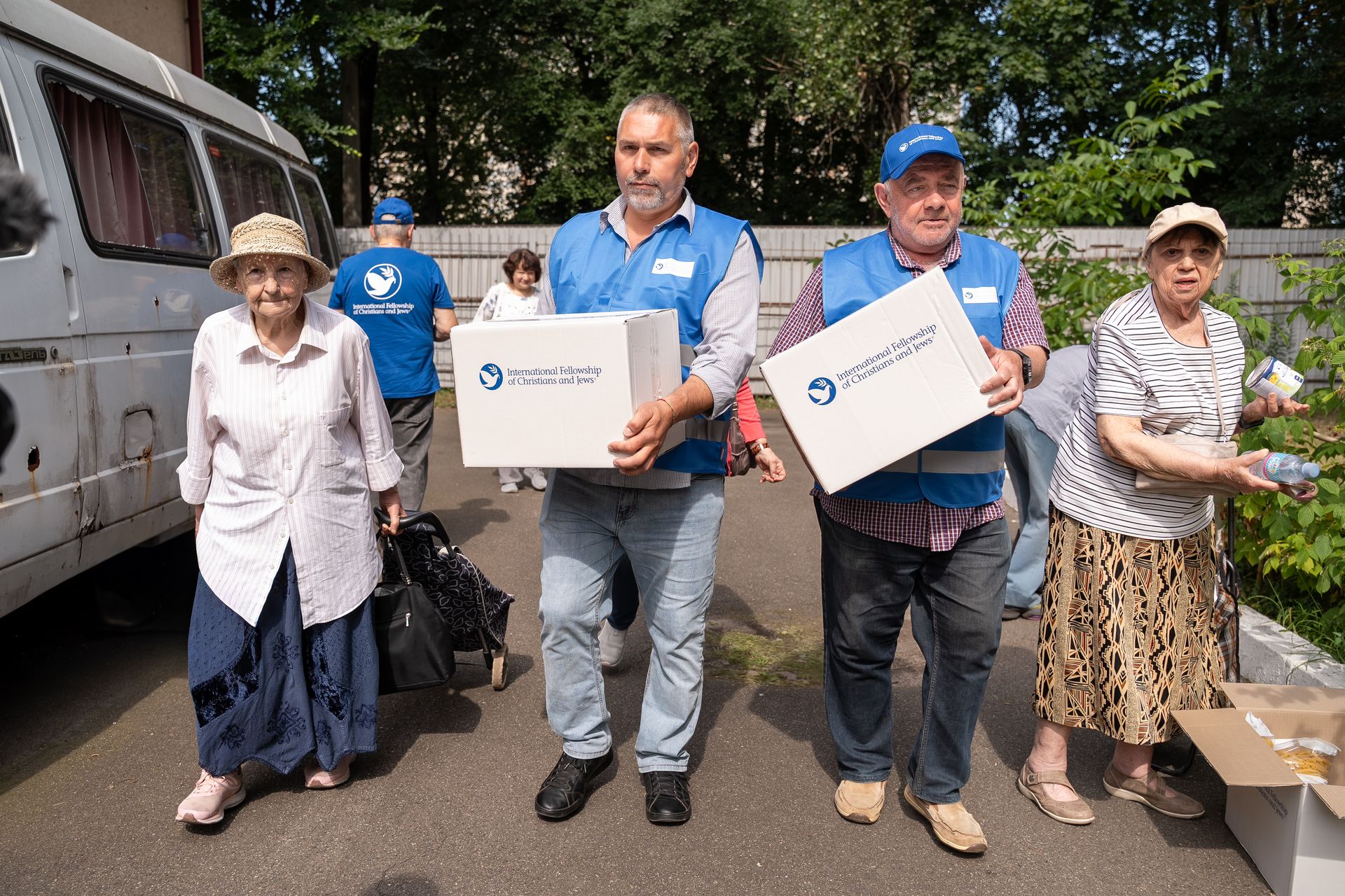 Food distribution - Or Avner Perlyna school_07232_14837179.jpg