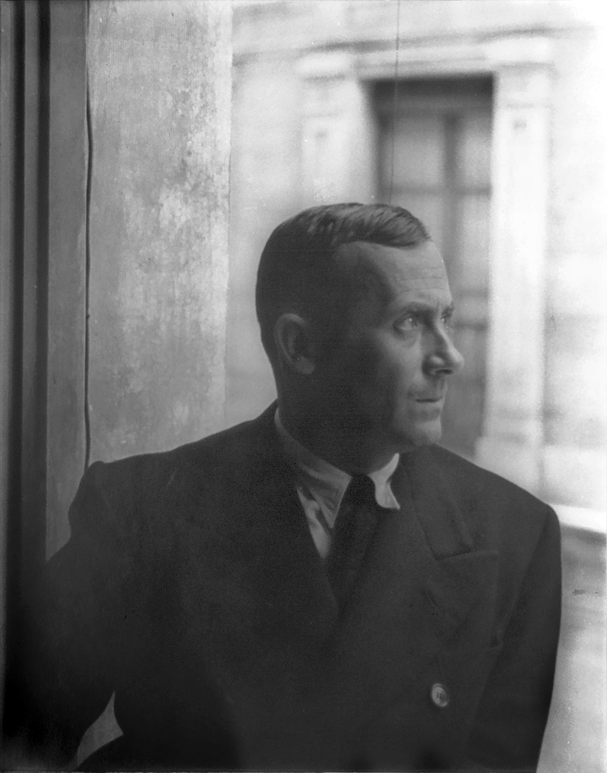 1935년, 42세의 호안 미로 Photo: Carl Van Vechten