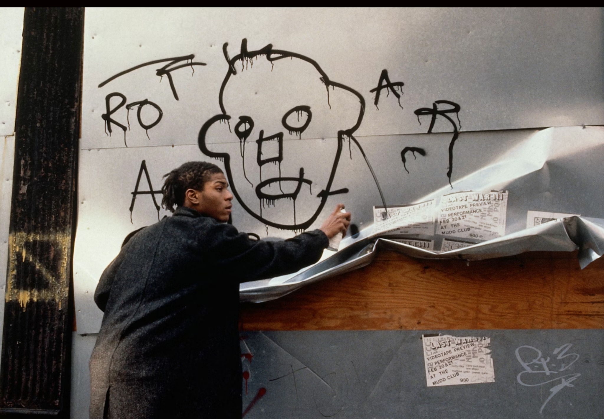 그라피티 작업 중인 바스키아