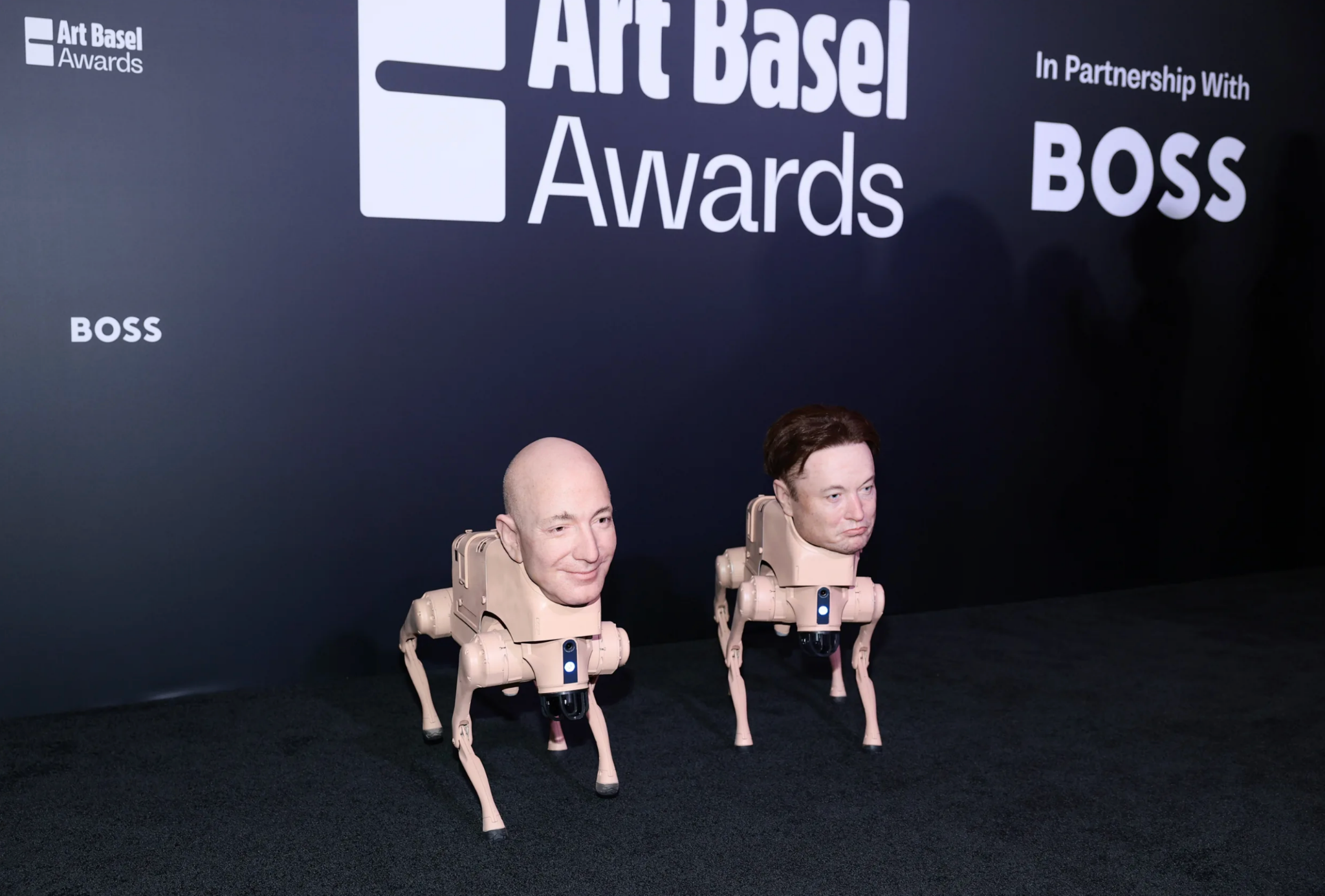 비플의 로봇 개 작품