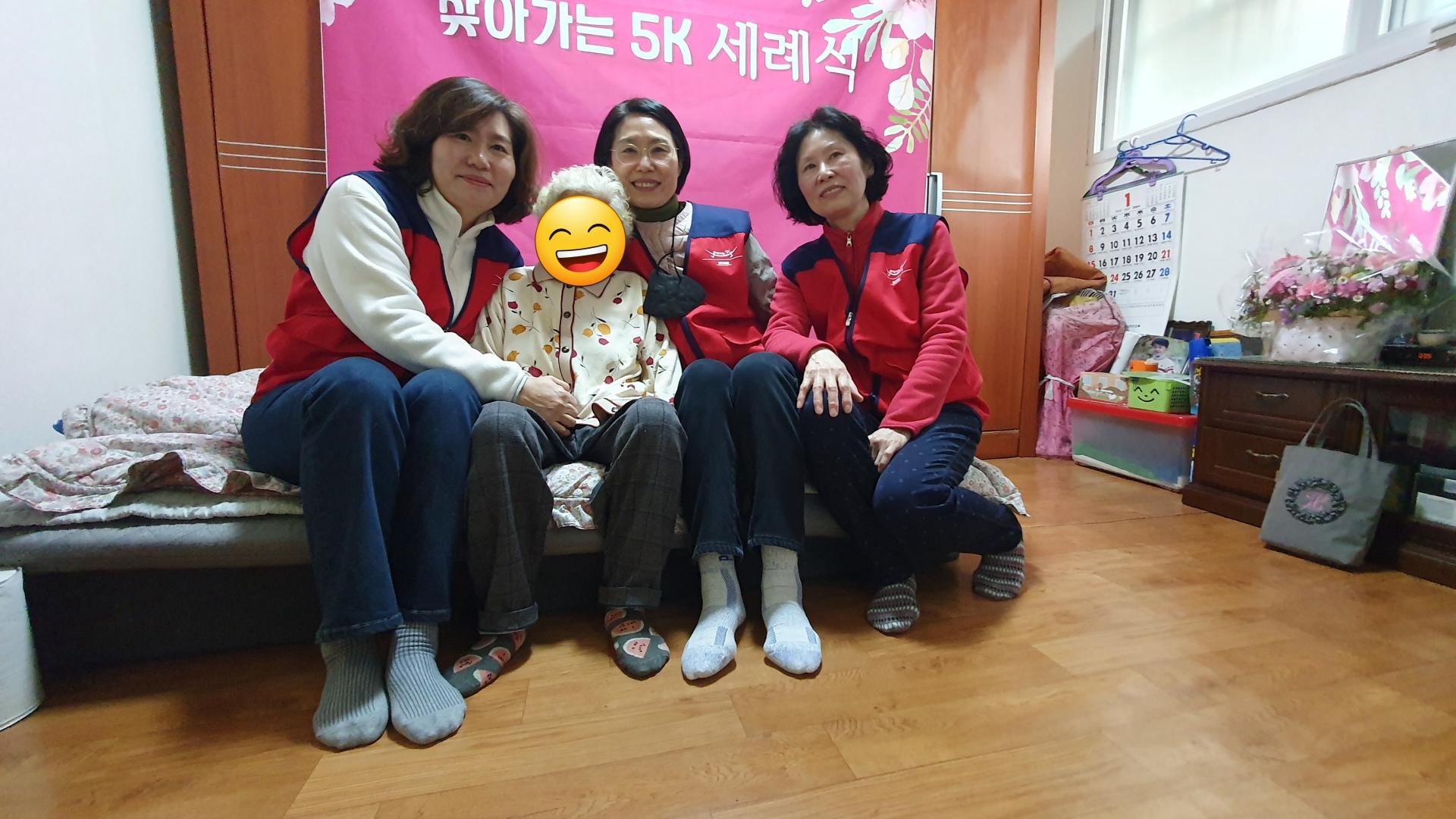 9dc2742aecb8b.jpg