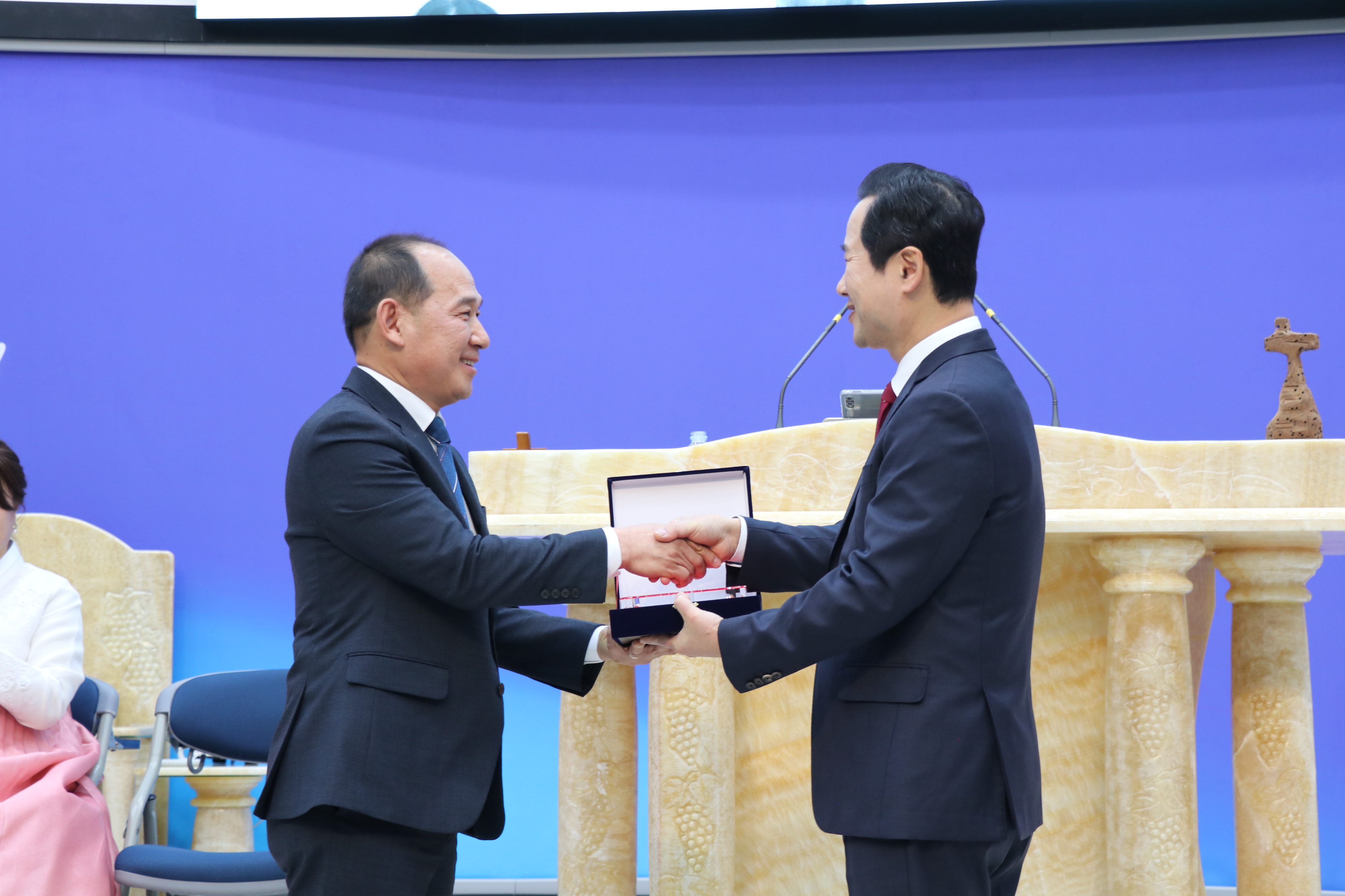 f10e60ff7c3be.jpg