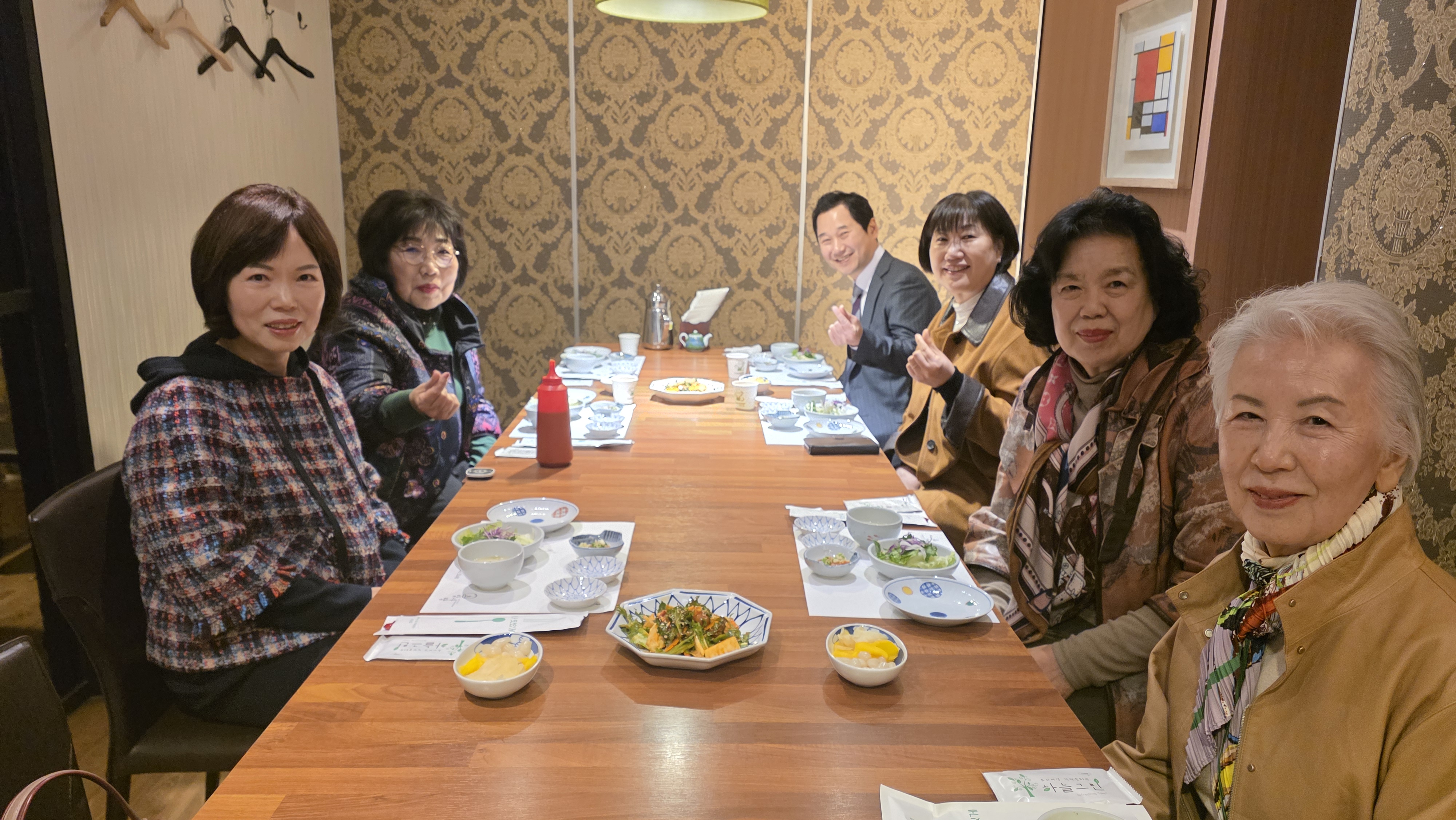 f31abf6f8dcbb.jpg