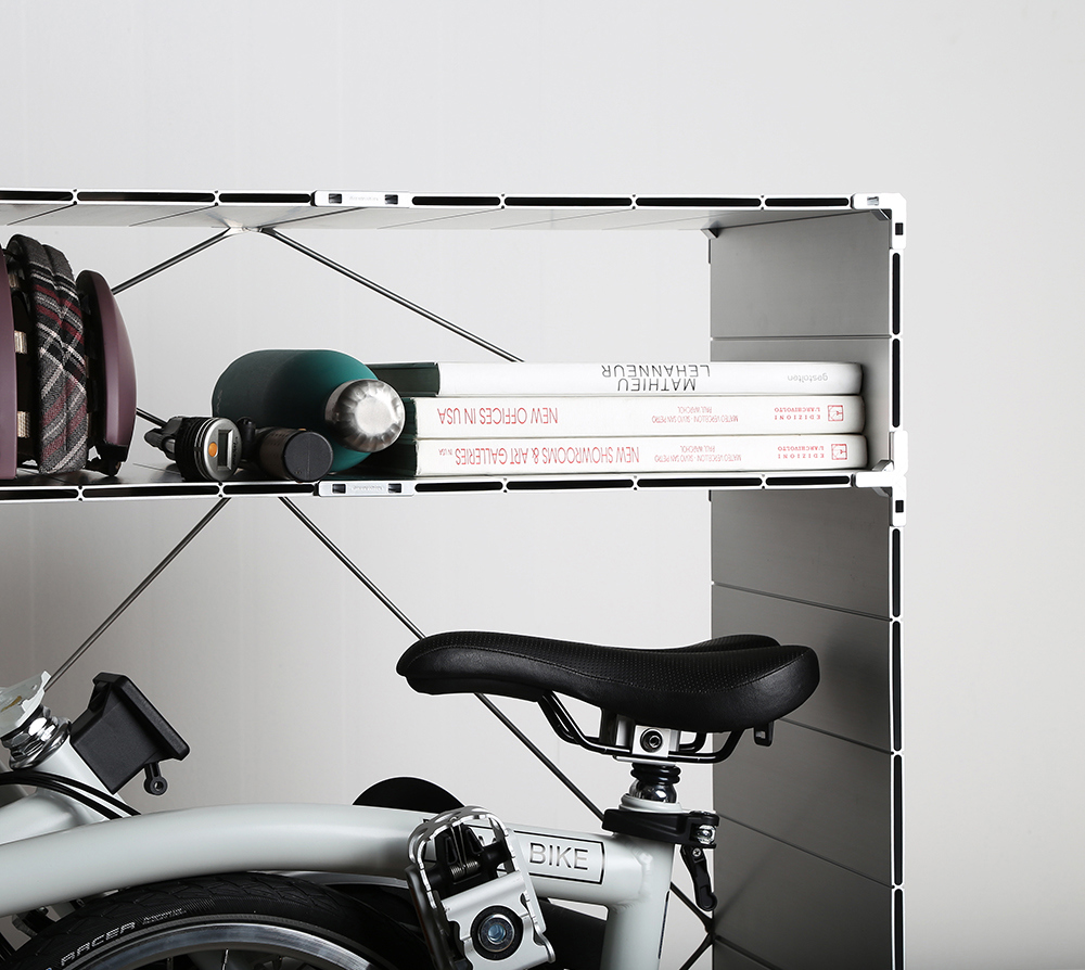 시계 모델 착용 이미지-S1L19