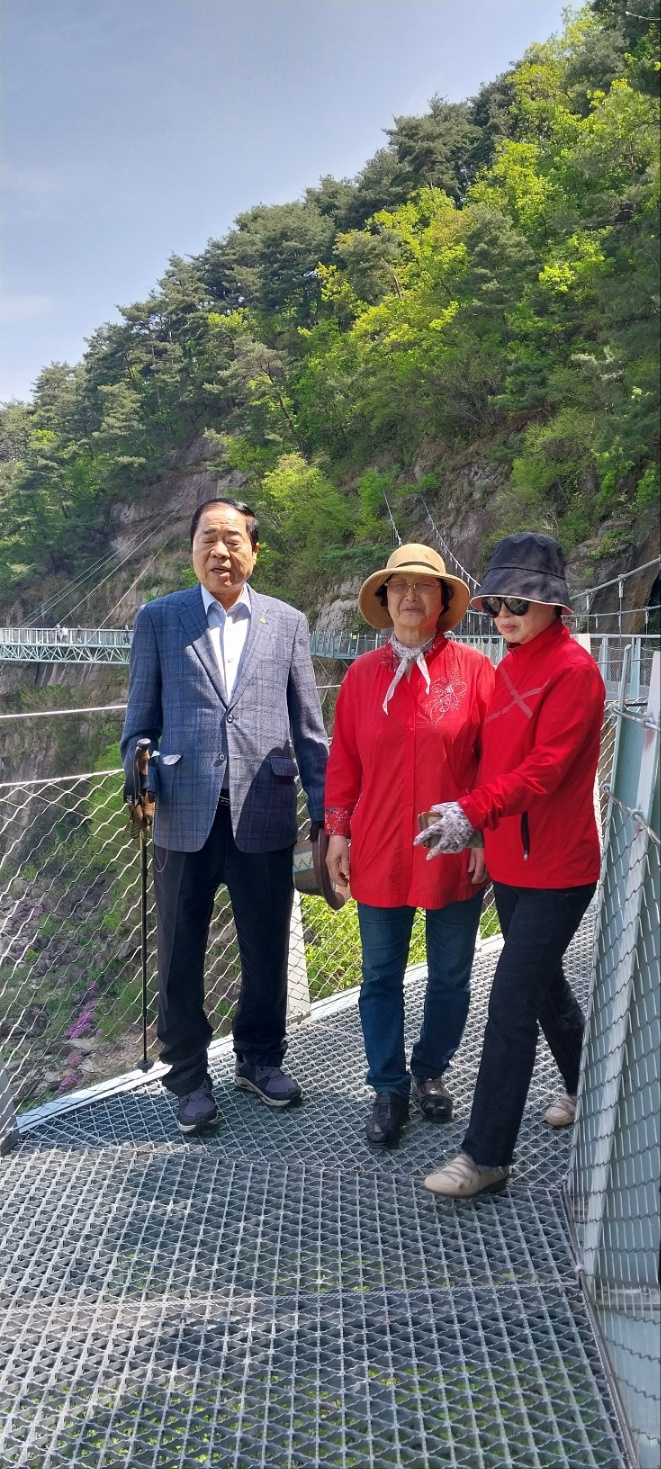KakaoTalk_20250430_150837064.jpg