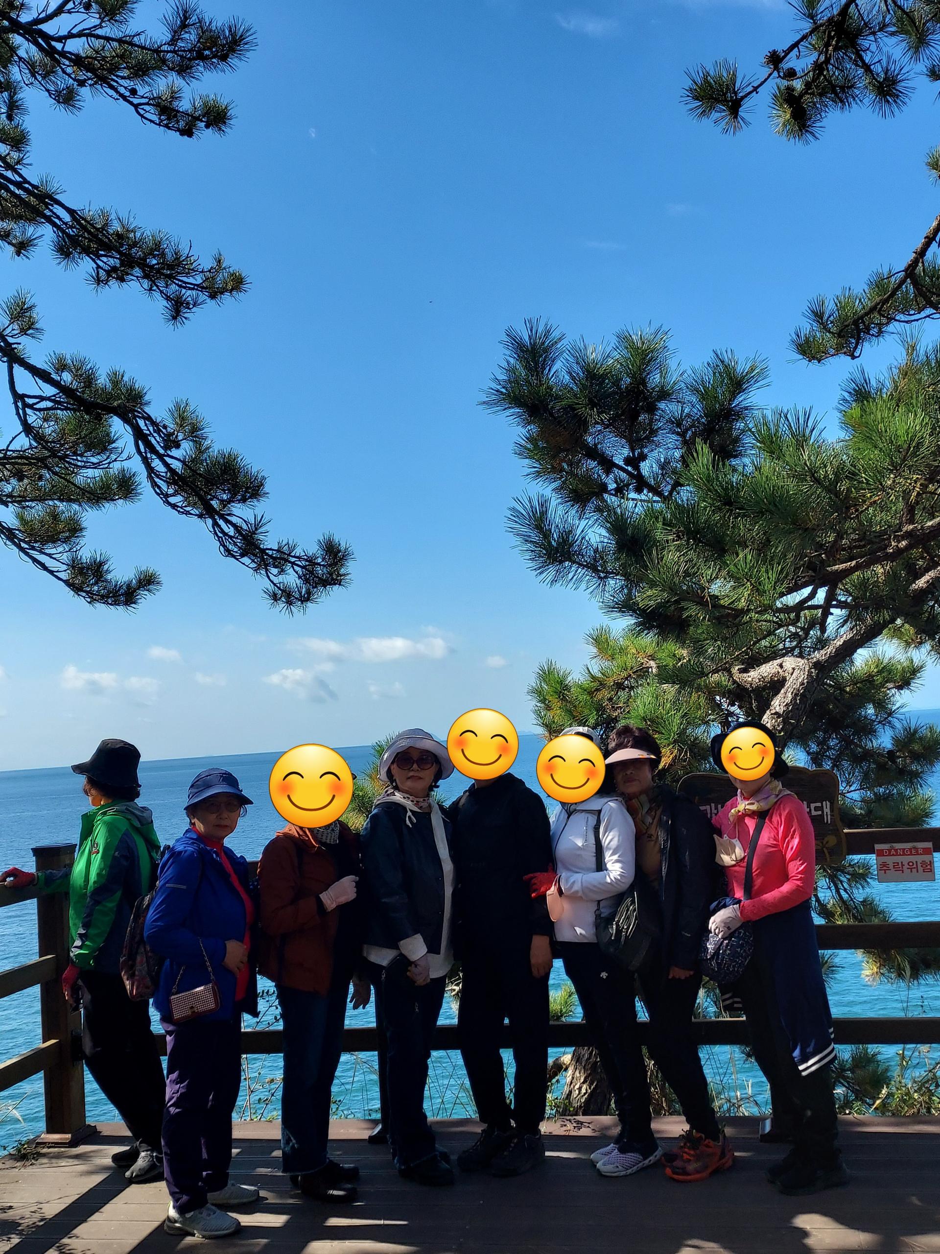 d7d04a296aced.jpg