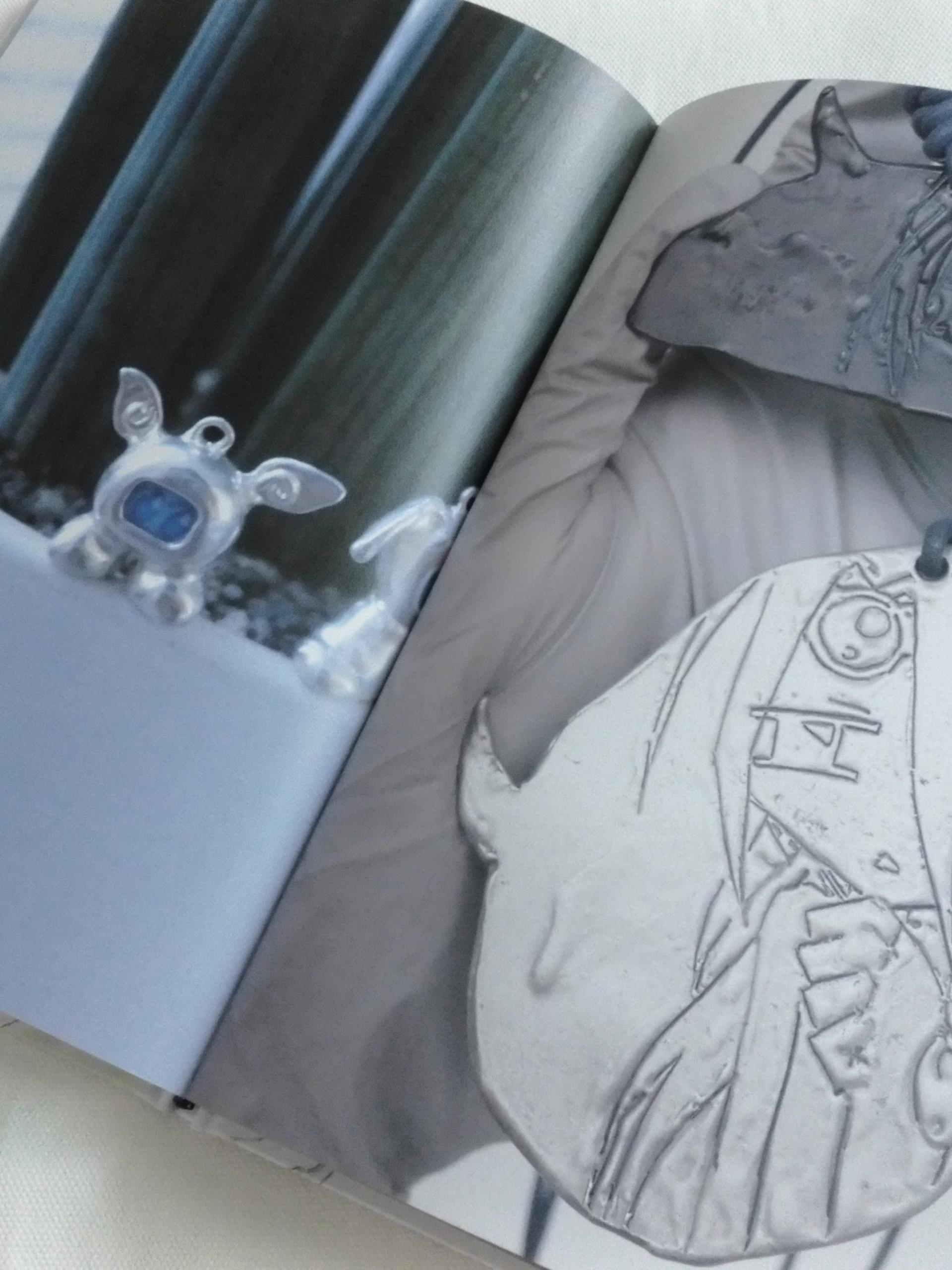 <records from a nameless world> artbook