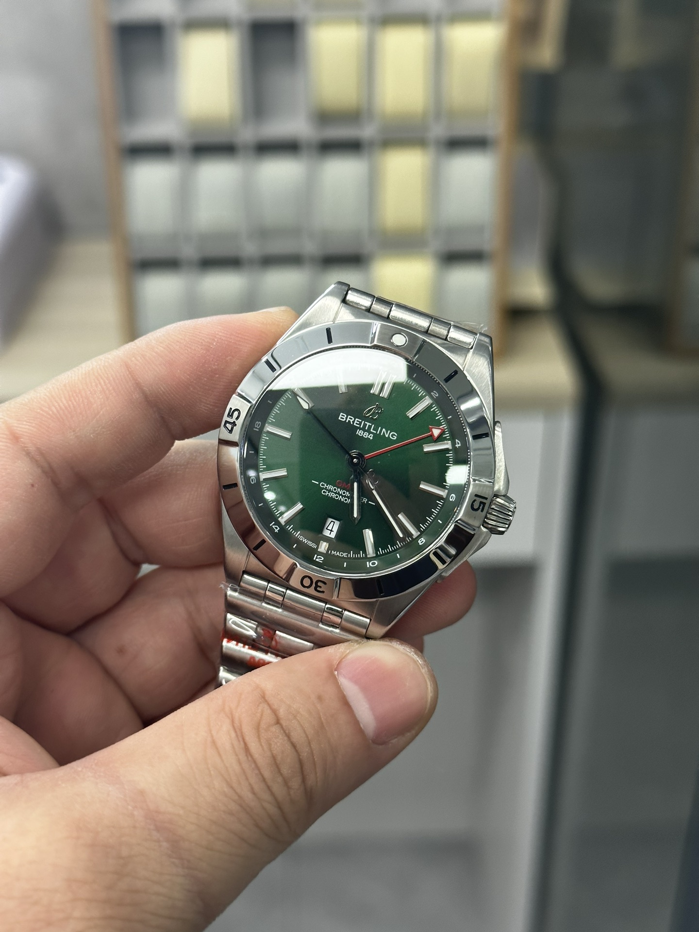 정**님 고객요청상품 - 브라이틀링 크로노맷 오토매틱 GMT 그린 40mm