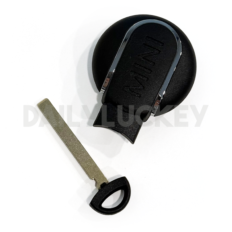 BMW 미니쿠퍼 스마트키 리모컨 신호 문제 해결 및 배터리 교체