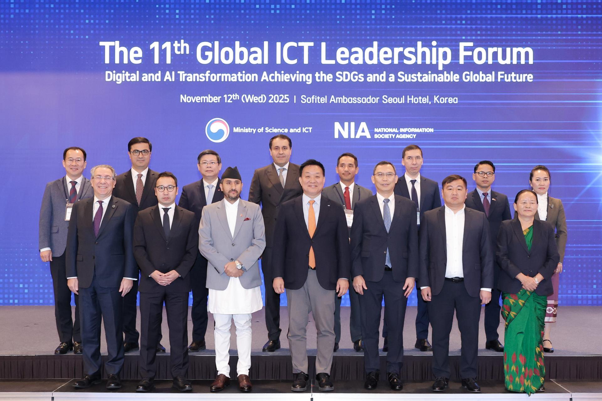 Group Photo (3).jpg