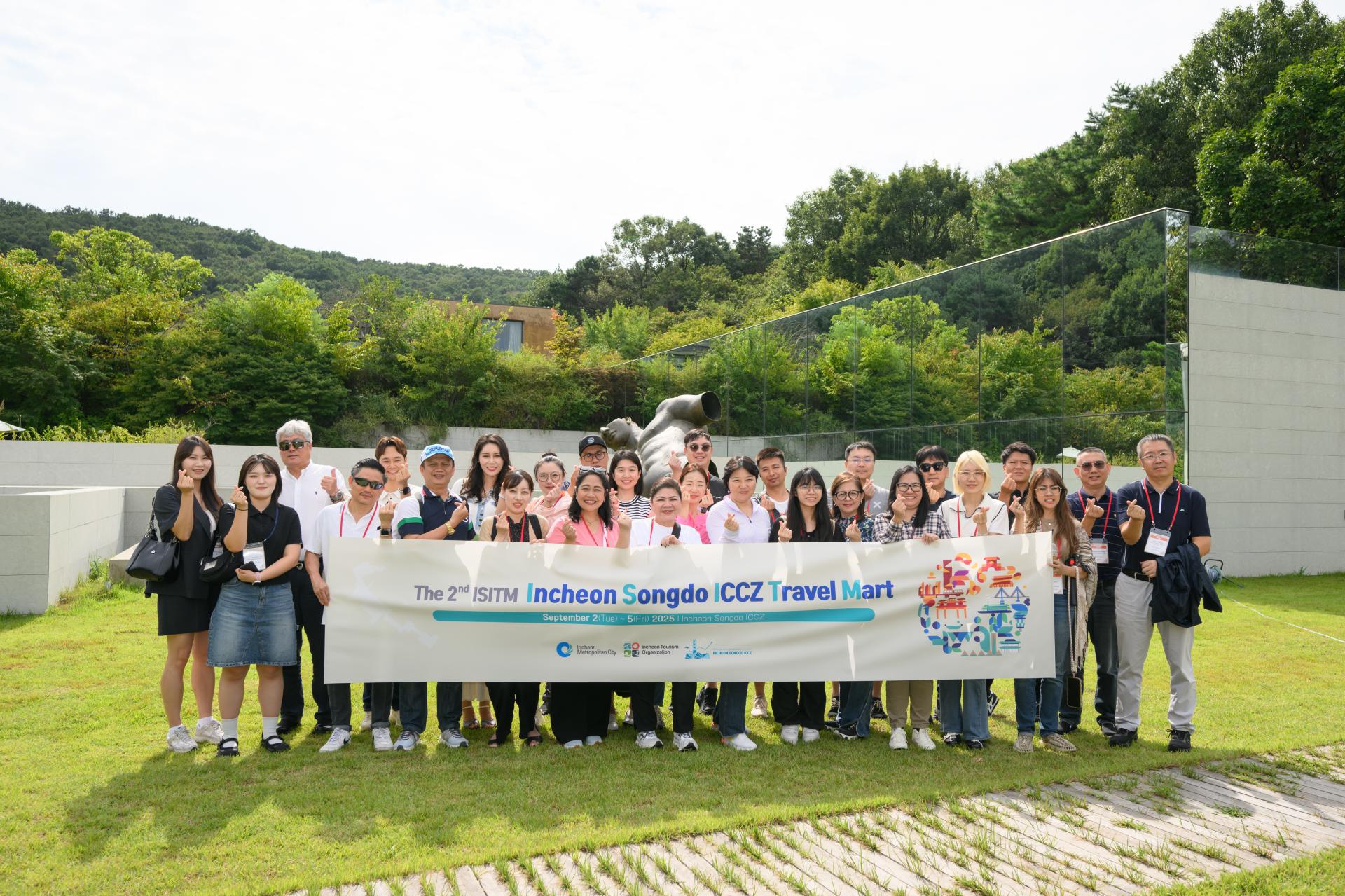 단체사진 (5).jpg