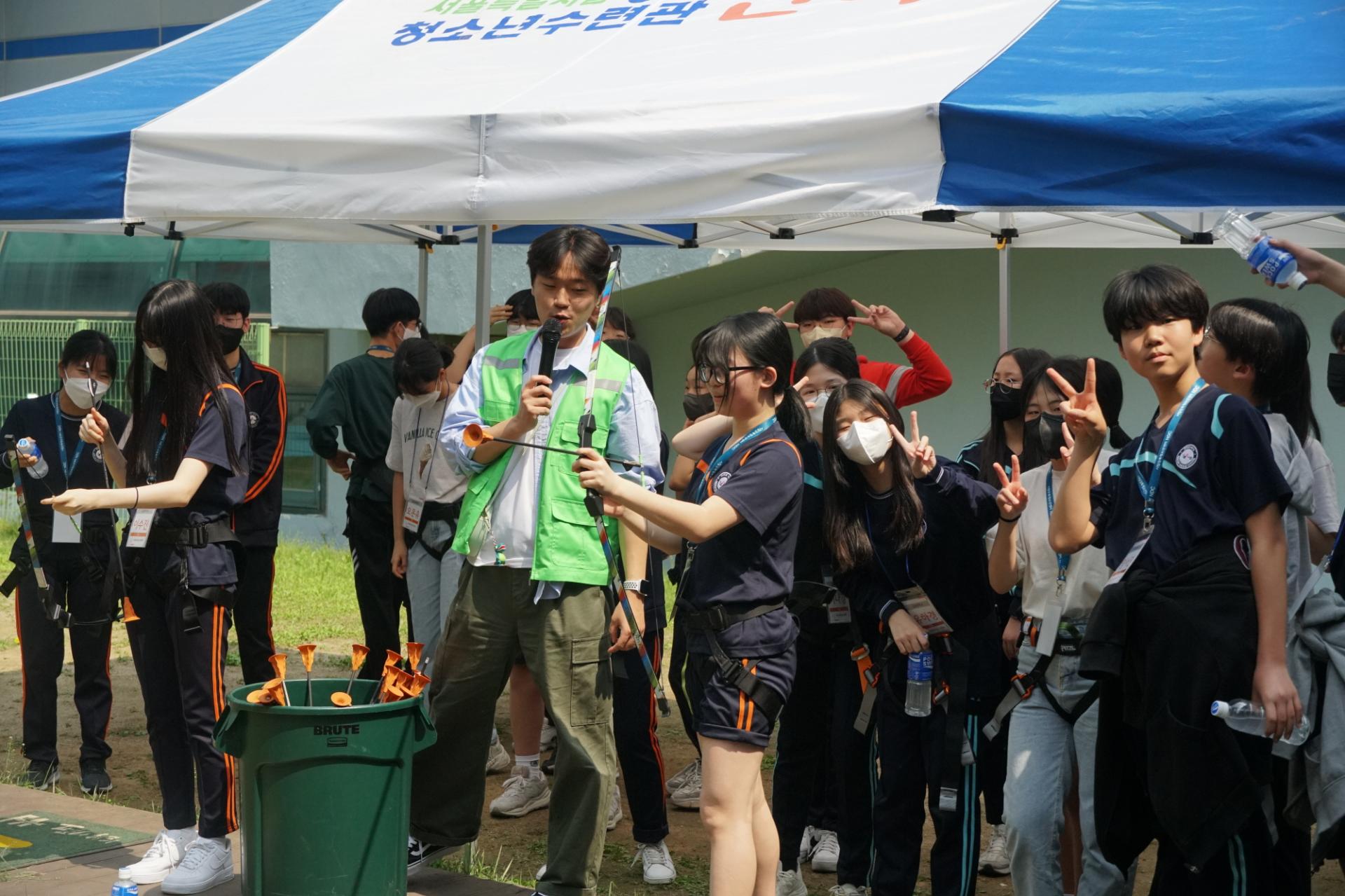 30f8aea5fb92b.jpg
