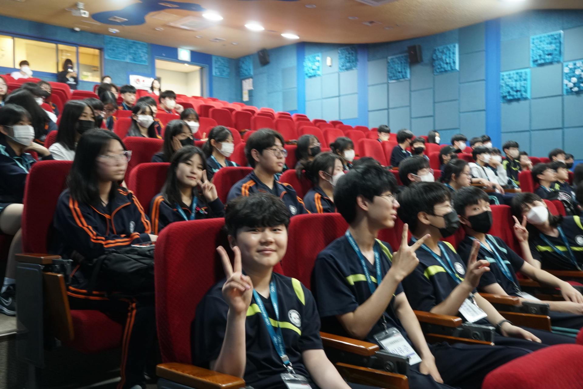 6ff49691e5fd6.jpg