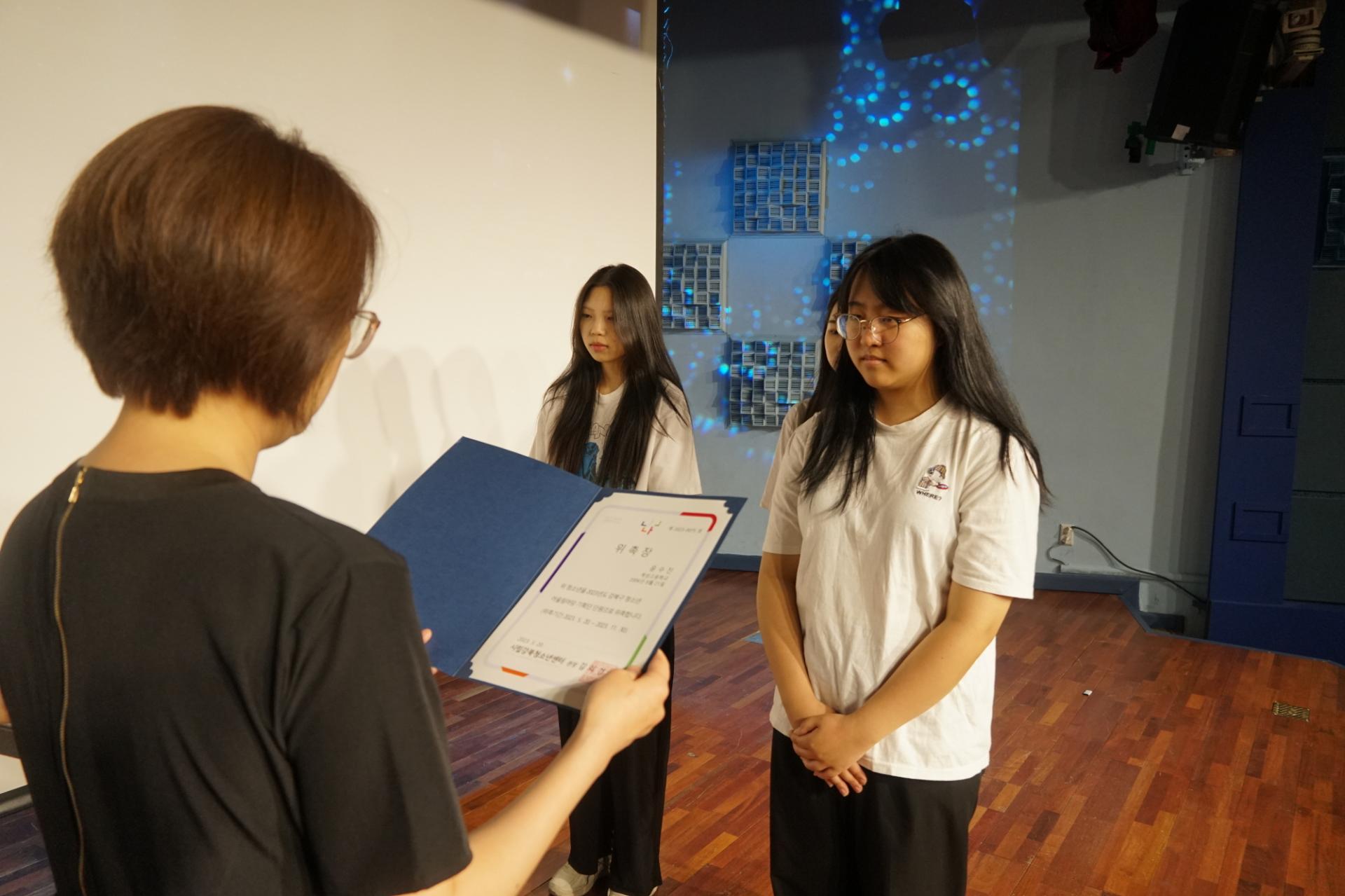 7a838590f33fa.jpg