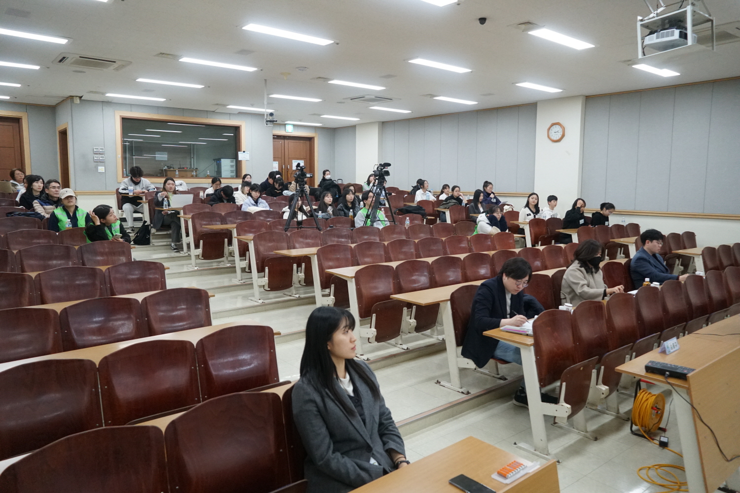 d85e26934aac7.jpg