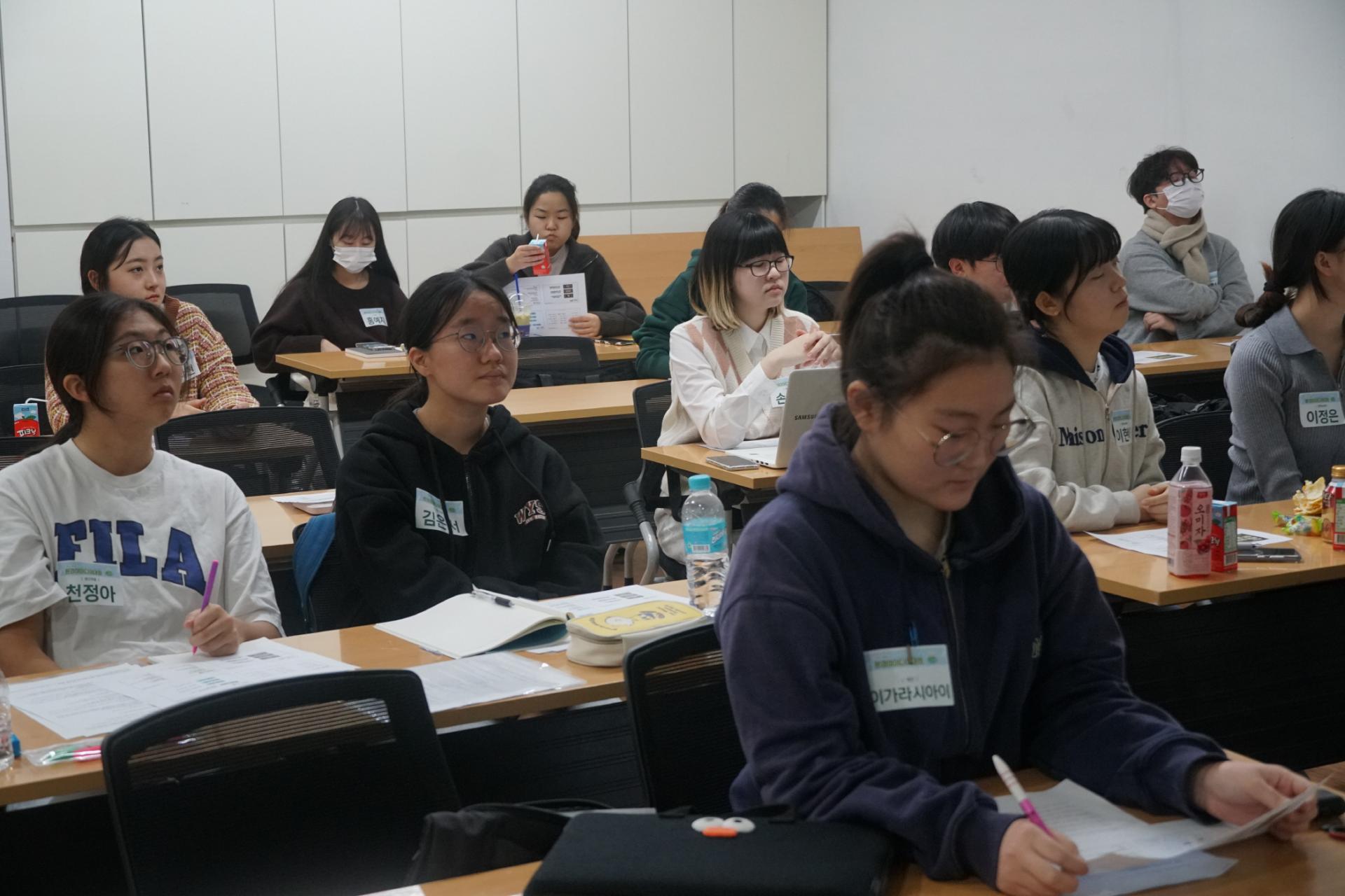 fe1cc77d33697.jpg