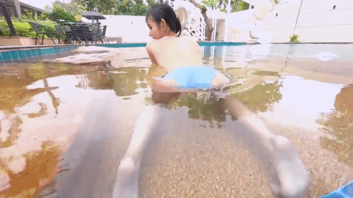 b5540d2f78946.gif