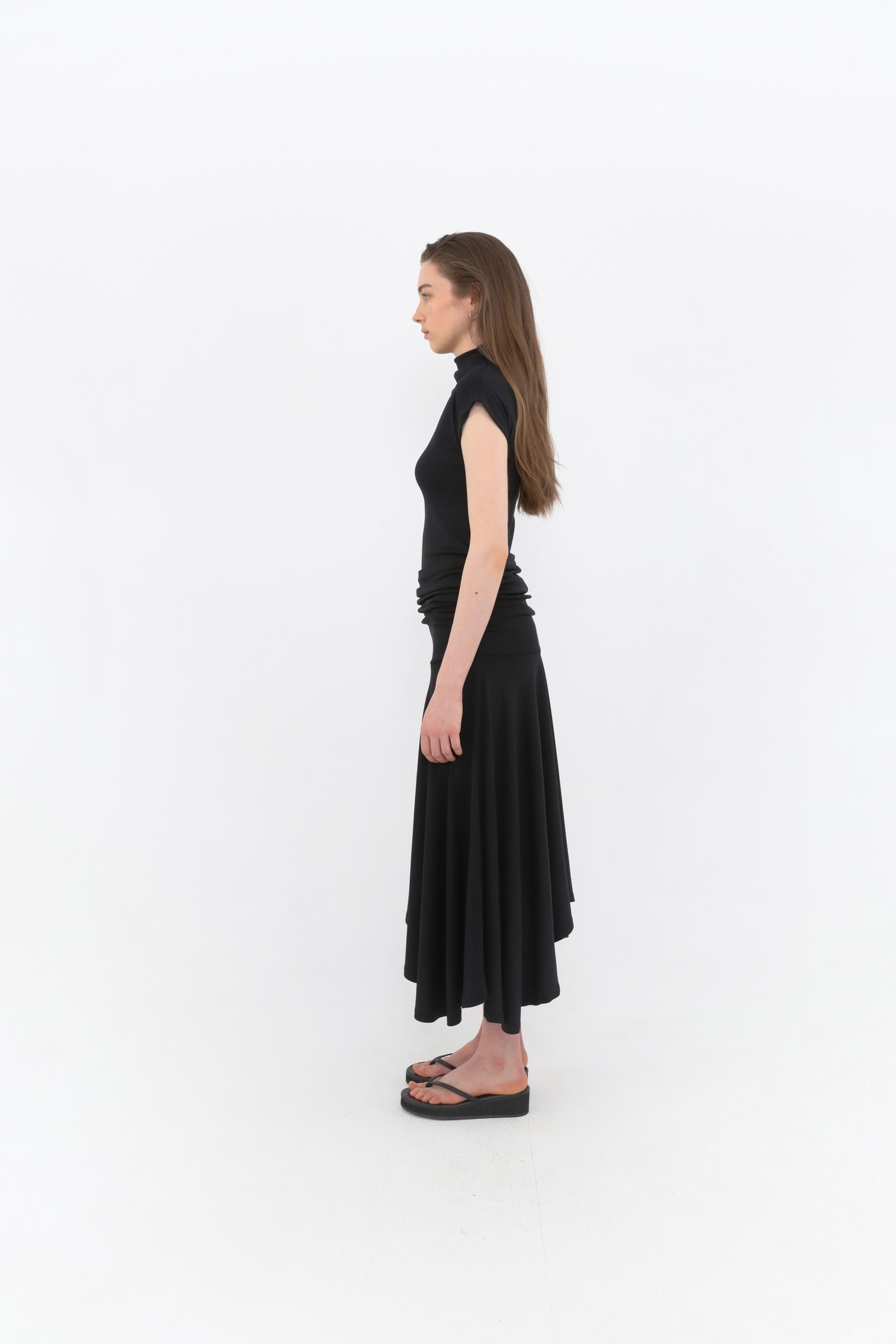 Hane Draped Asymmetric Skirt [Black]
