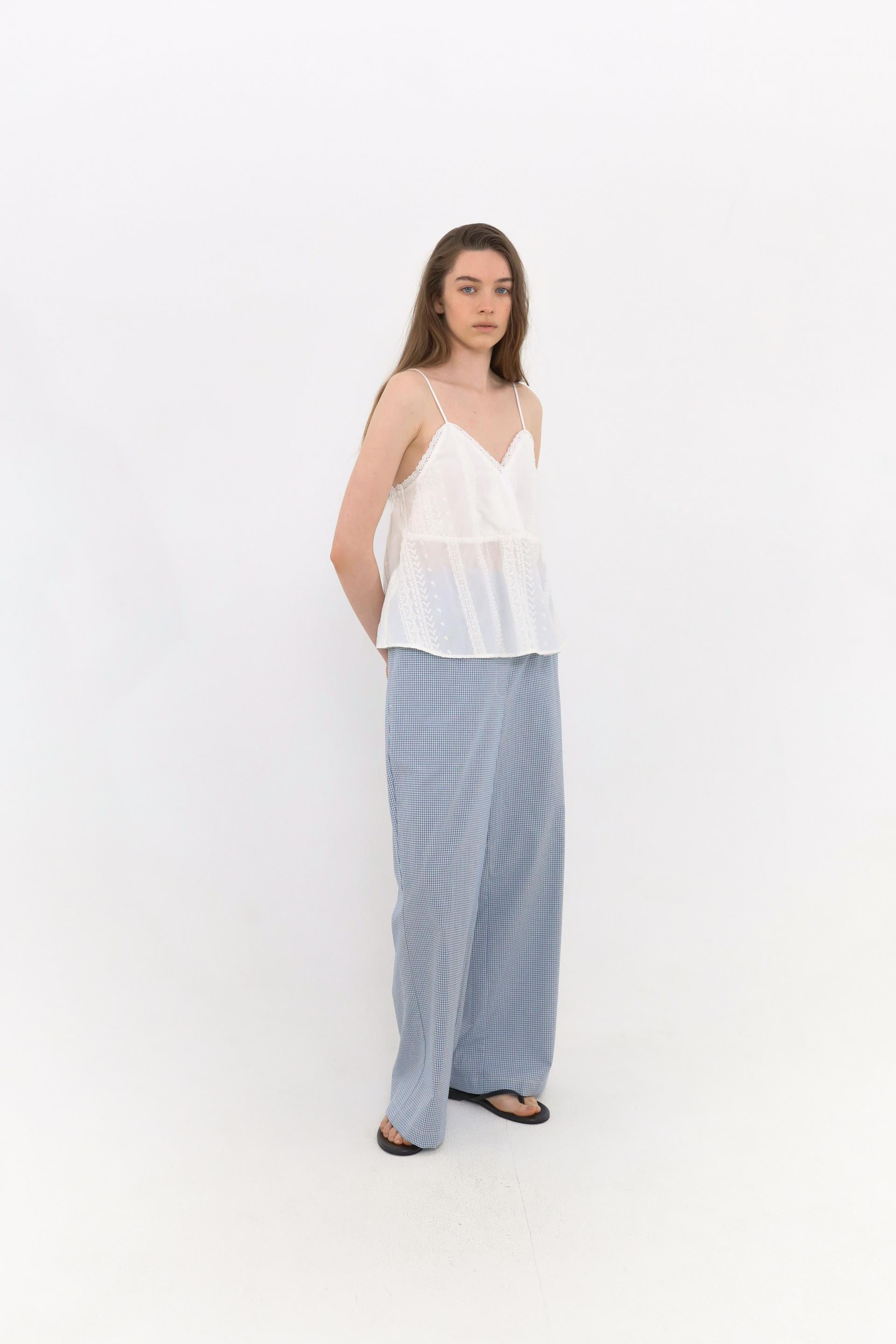 Pien Cotton Sleeveless [Ivory]