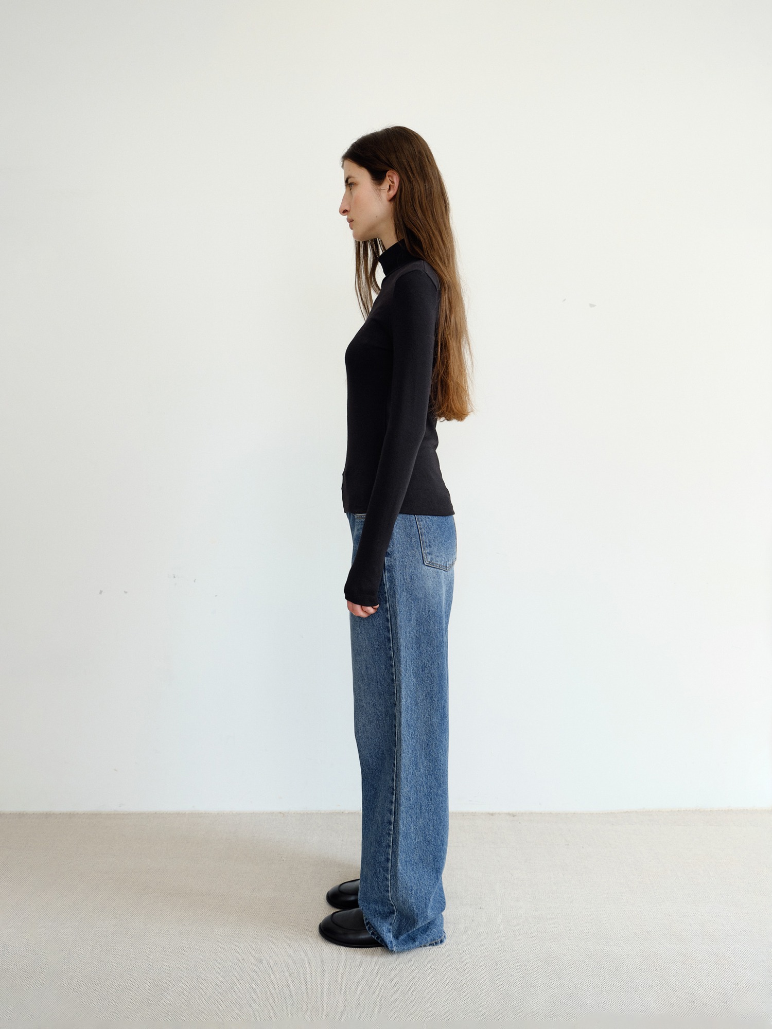 Roven Wool Turtleneck [Black]