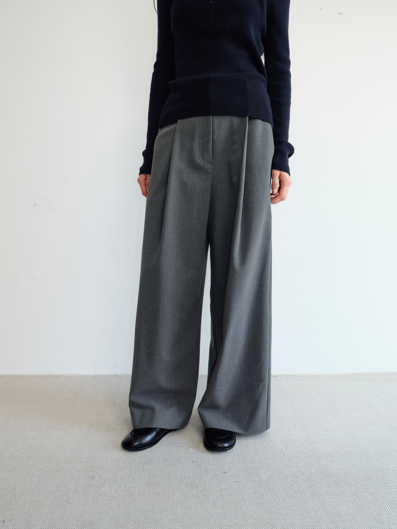 Grove Wool Wide Slacks [Gray]