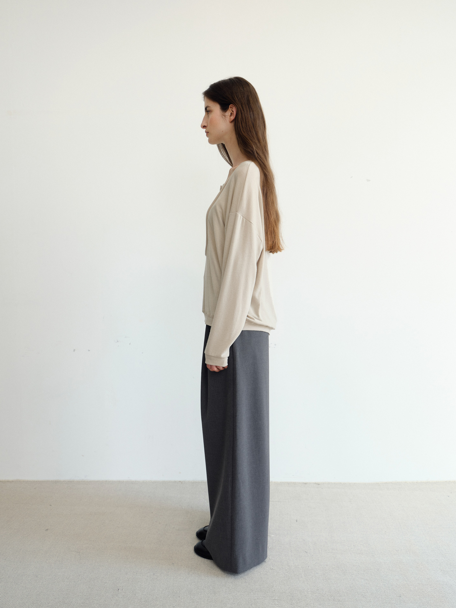 Leno Wool V-neck T-shirt [Beige]