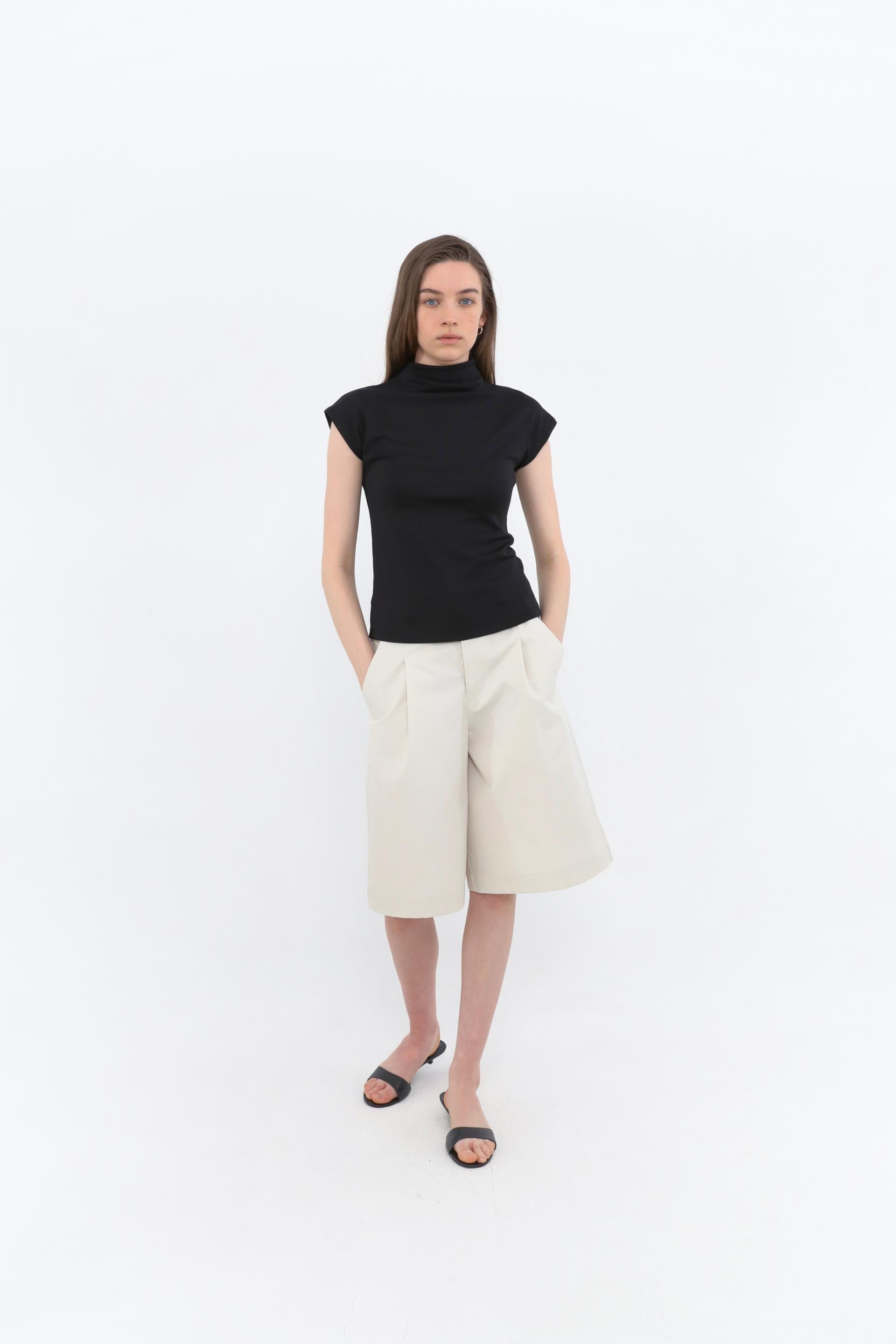 Hane Roll-Neck Sleeveless [Black]