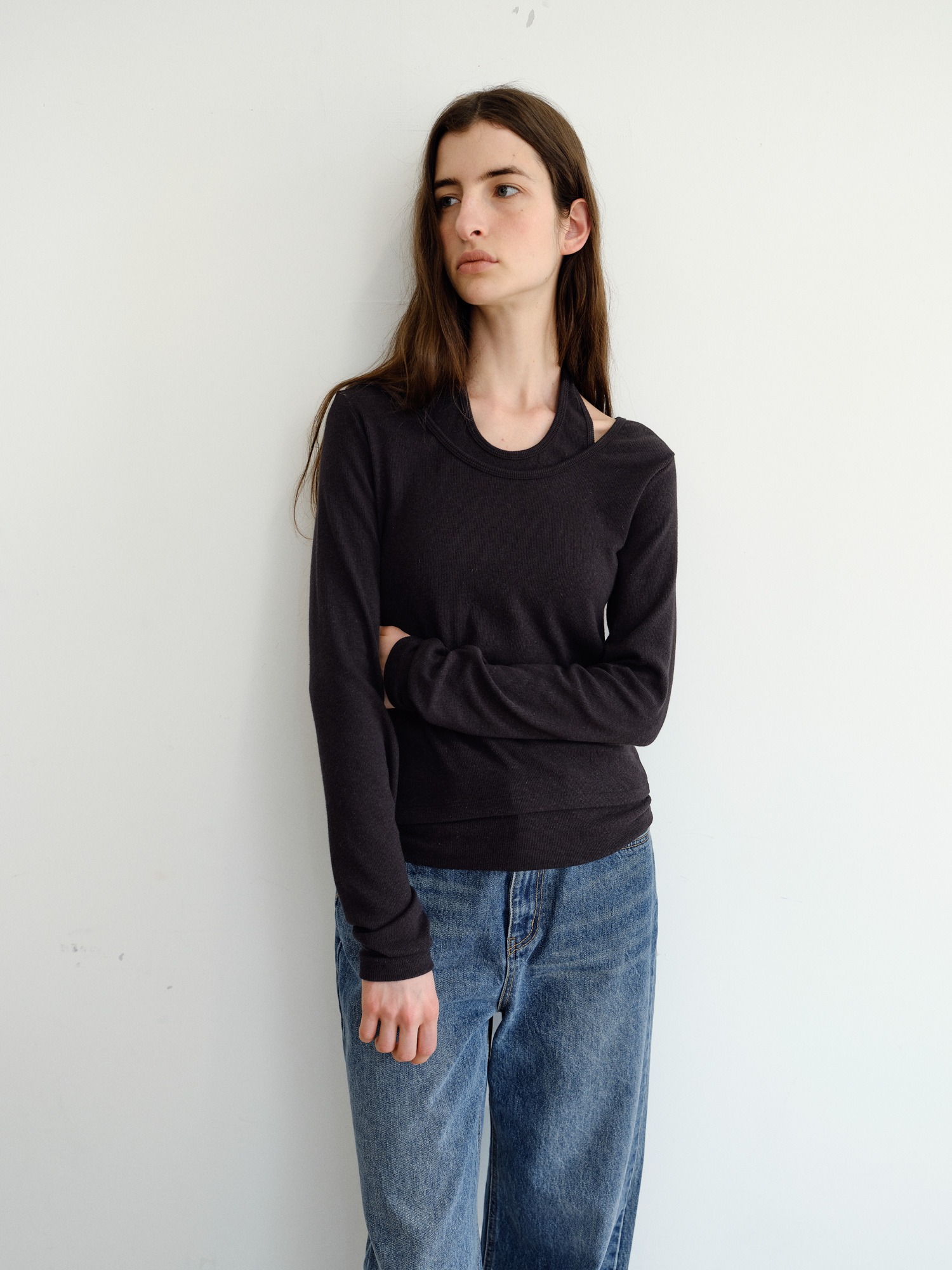 Loop Halter T-shirt [Black]