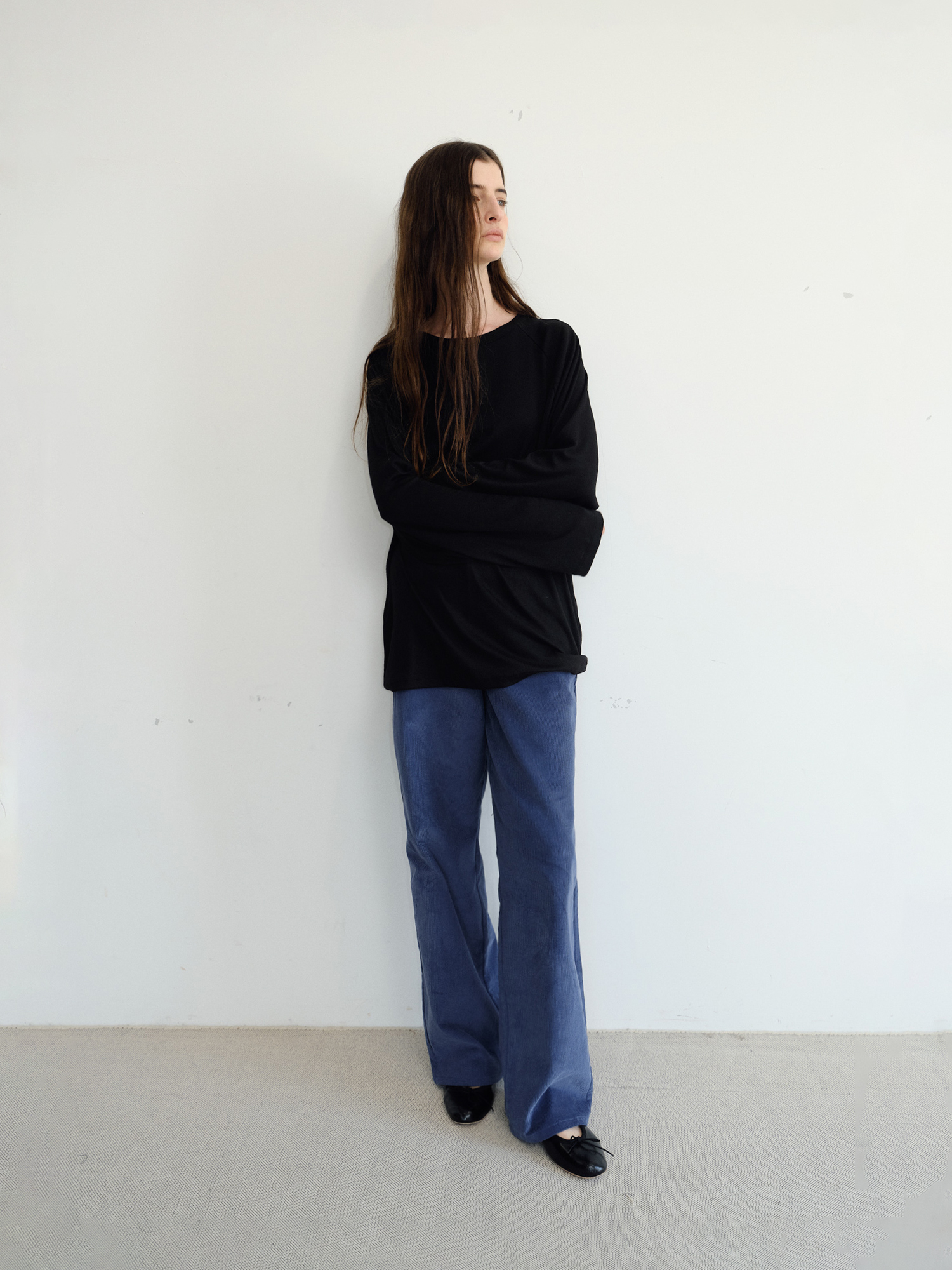Ease Raglan T- shirt [Black]