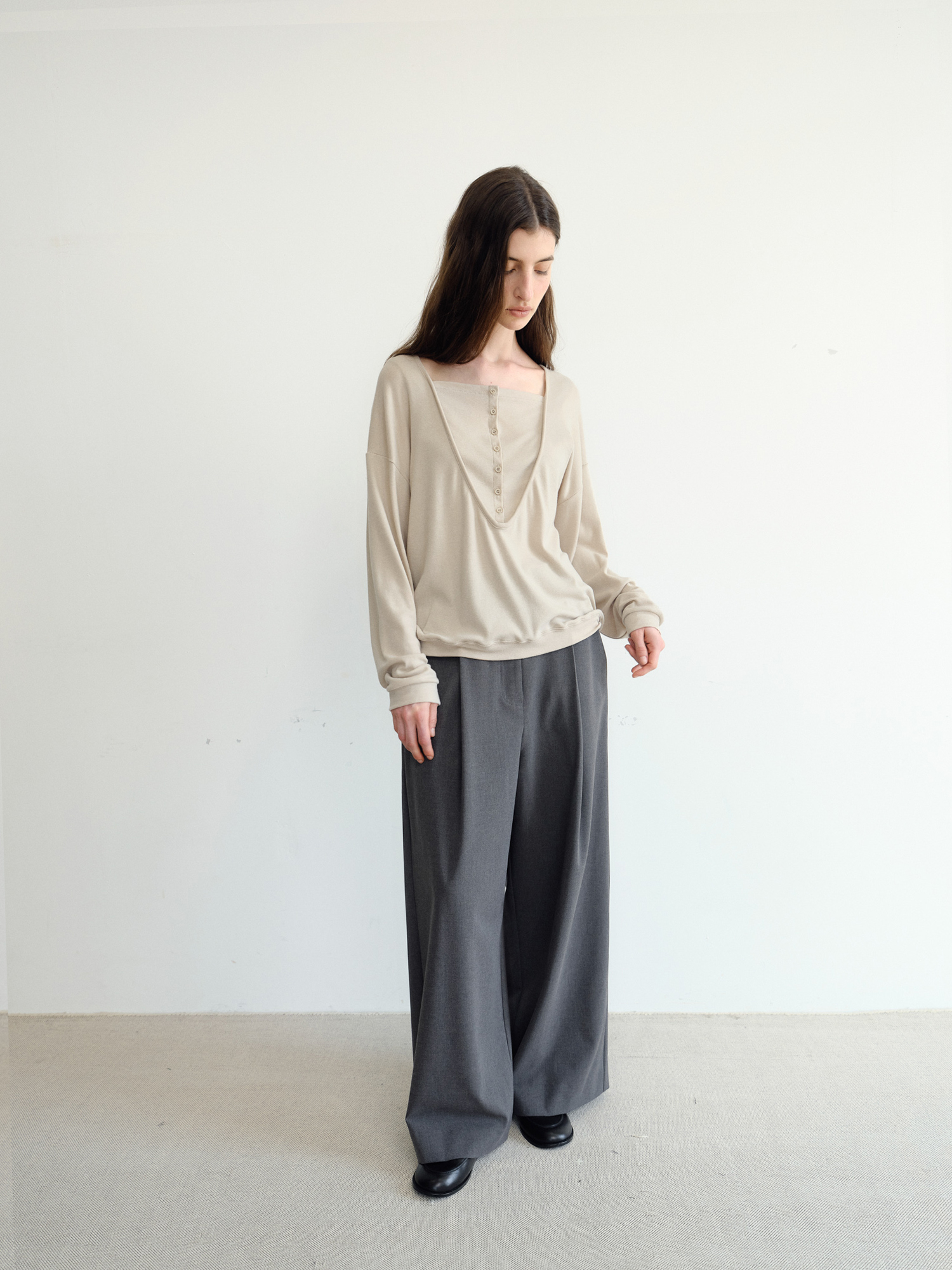 Leno Wool V-neck T-shirt [Beige]