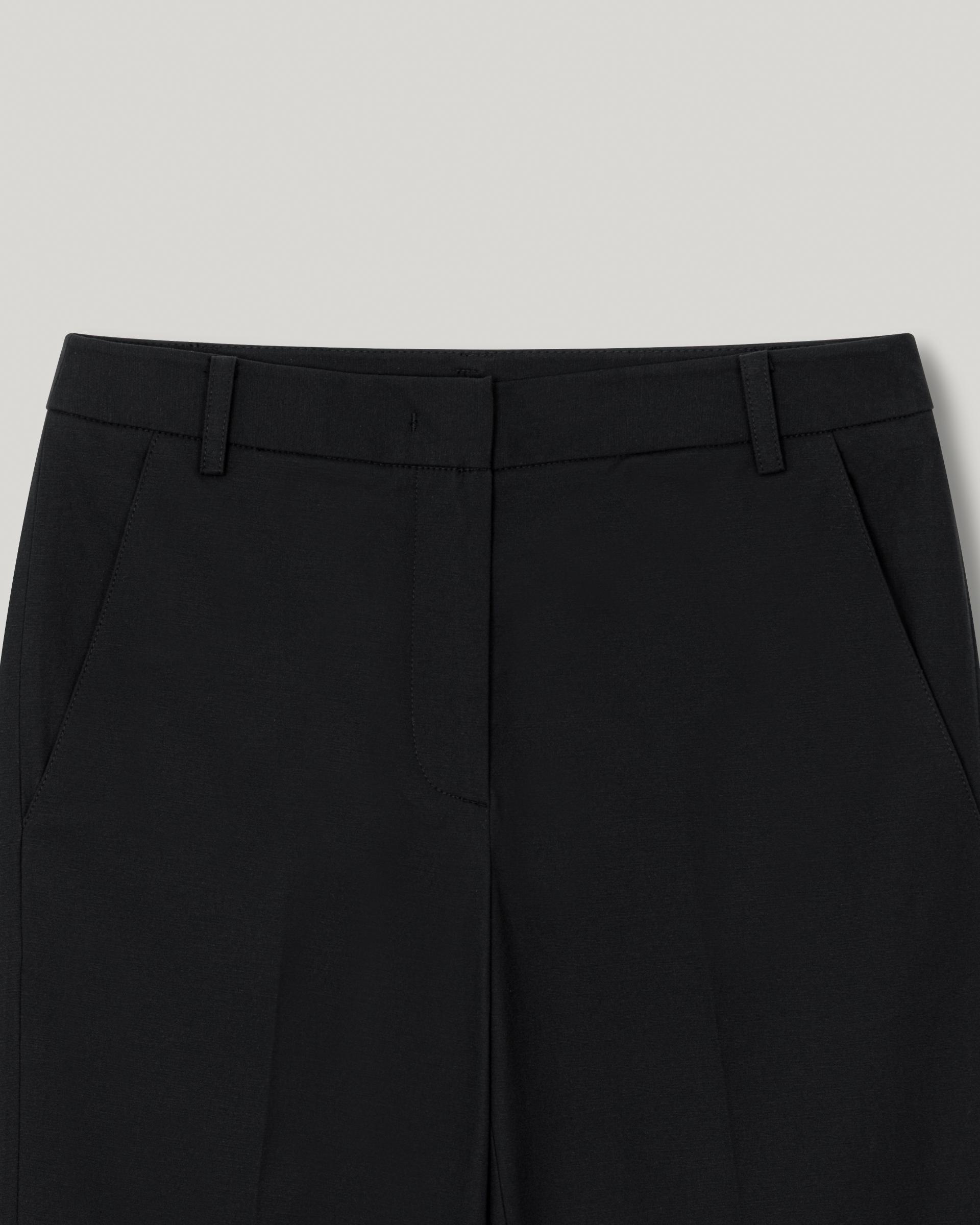 Wonder Linen Capri Slacks [Black]