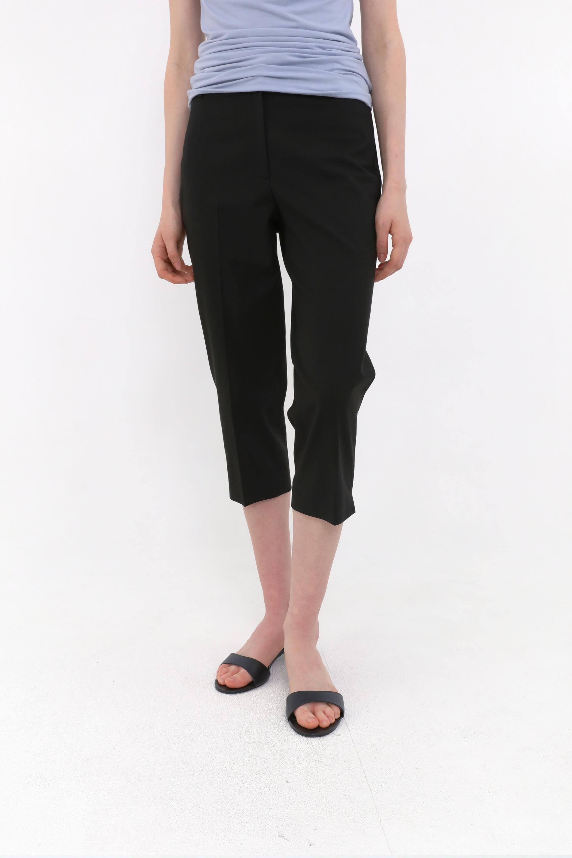 Wonder Linen Capri Slacks [Black]