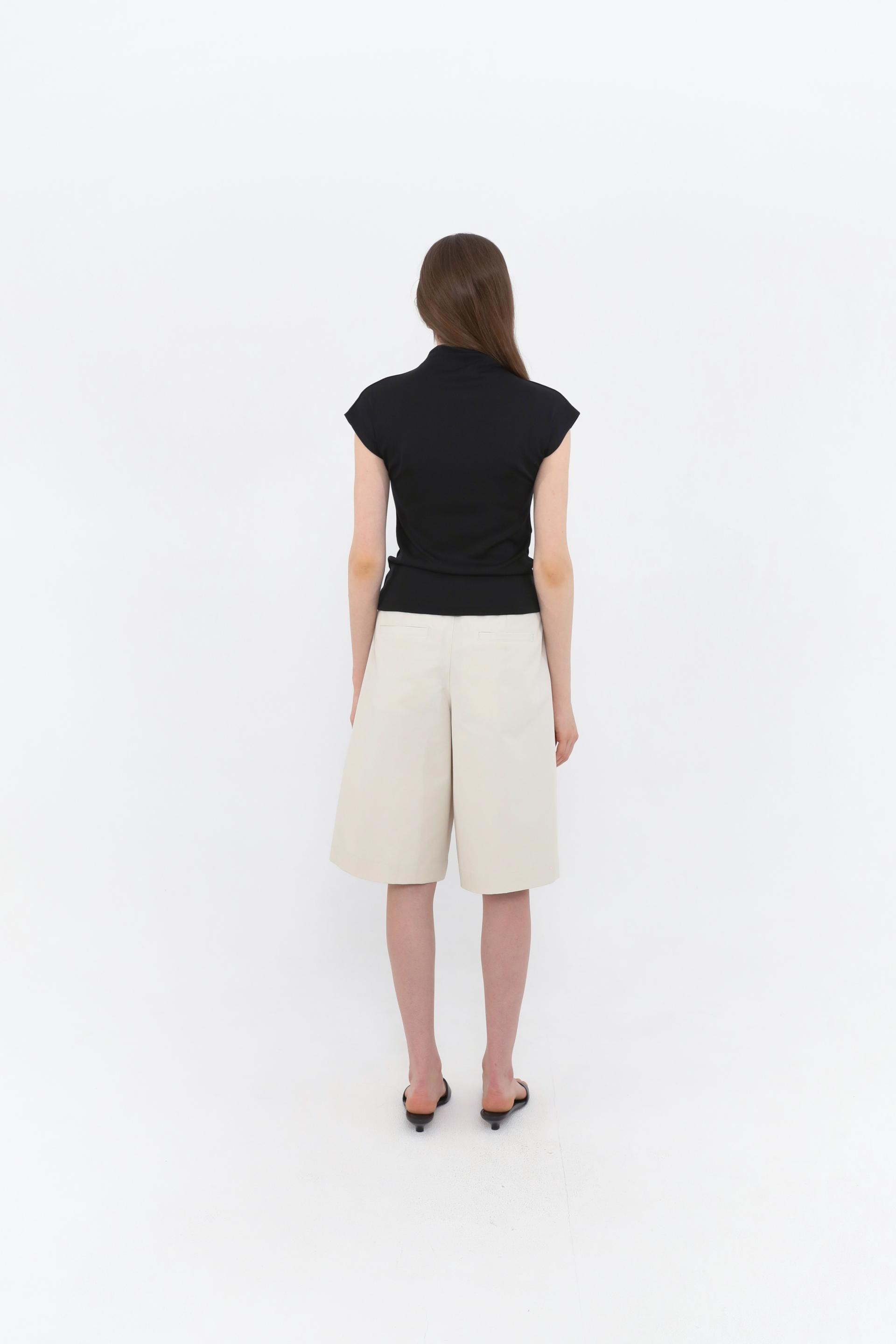 Hane Roll-Neck Sleeveless [Black]