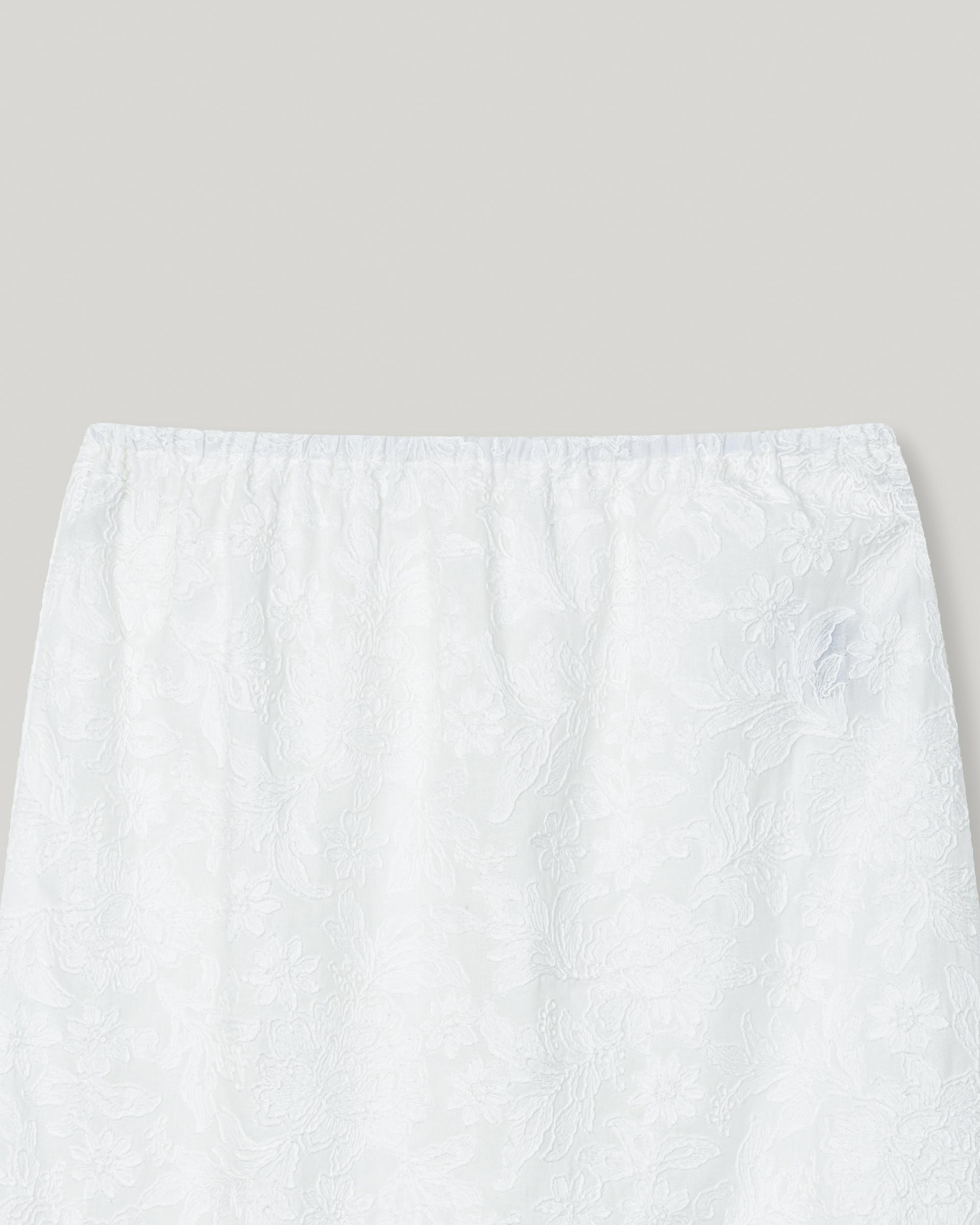 Eyelet Flower Pattern Skirt [Ivory]