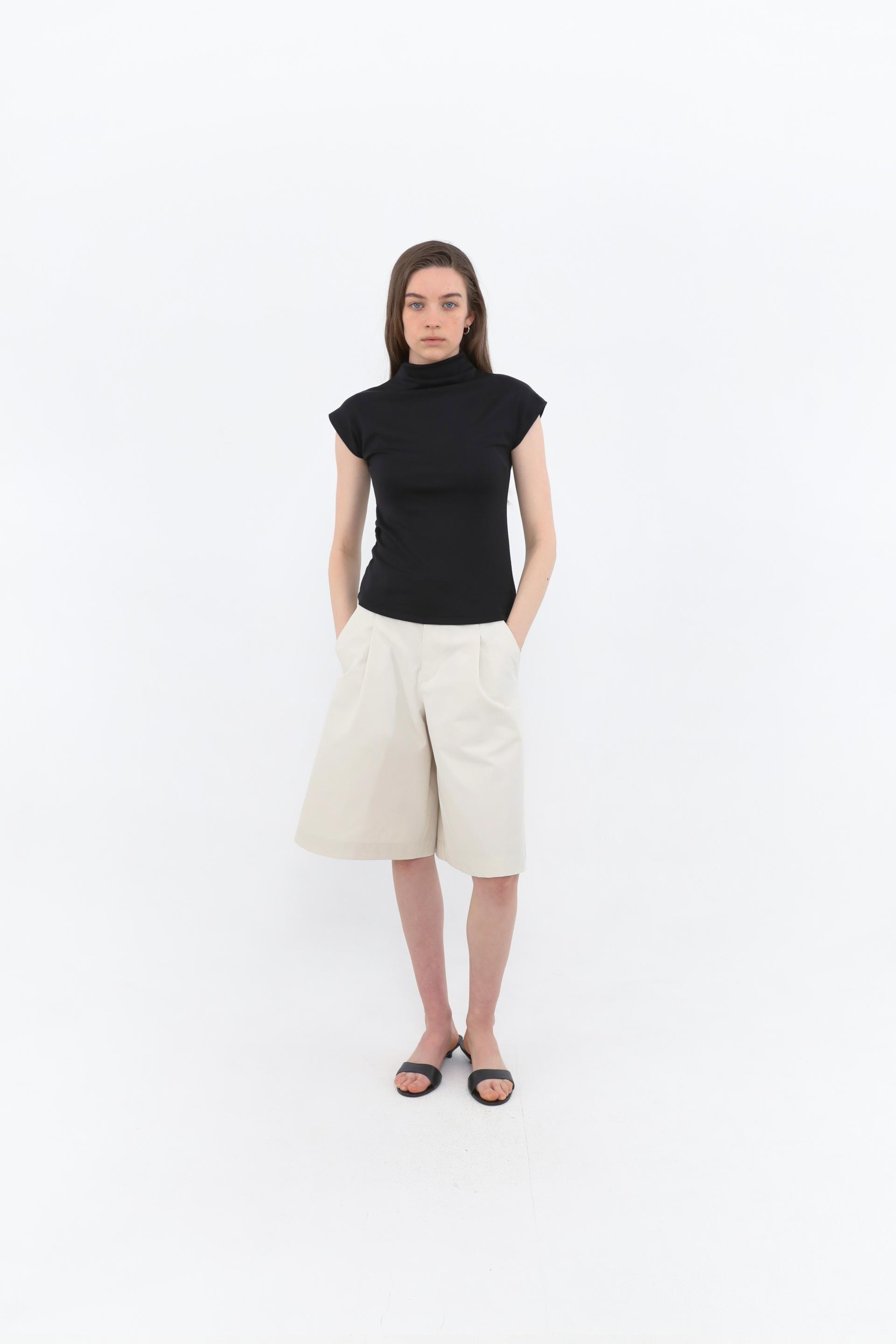 Hane Roll-Neck Sleeveless [Black]