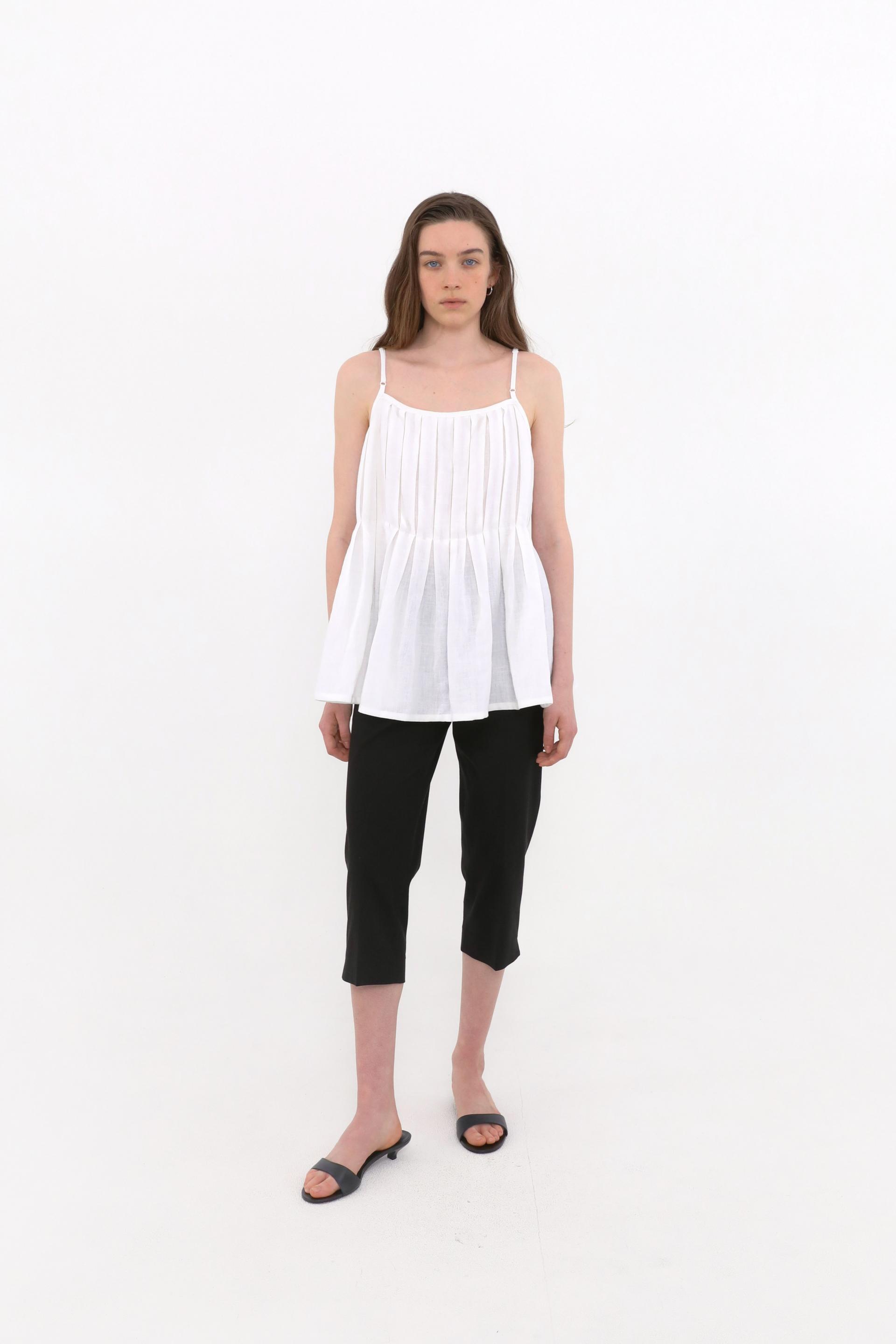 Rosy Pleated Linen Sleeveless [Ivory]