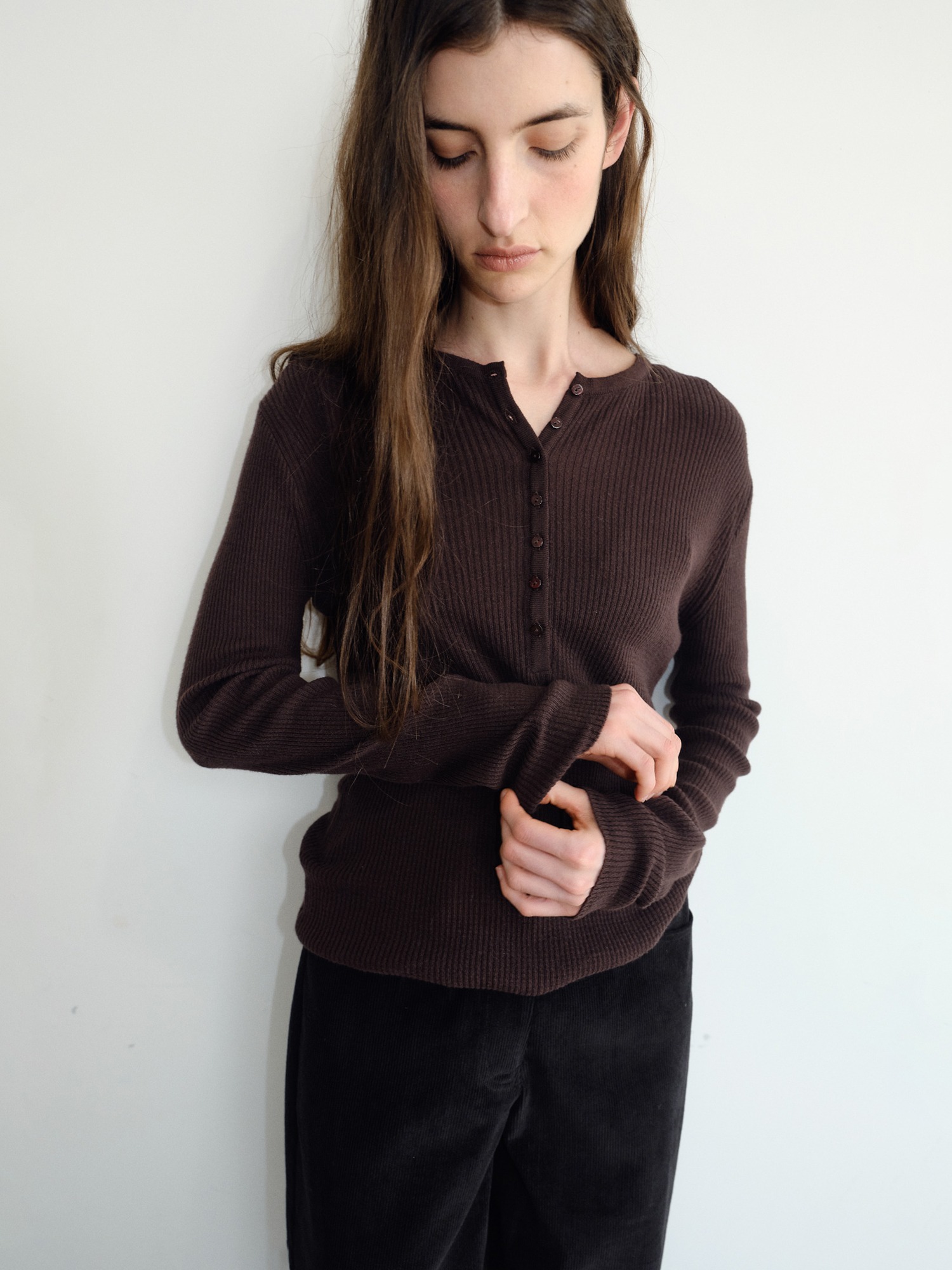 Hale Henley Knit [Brown]