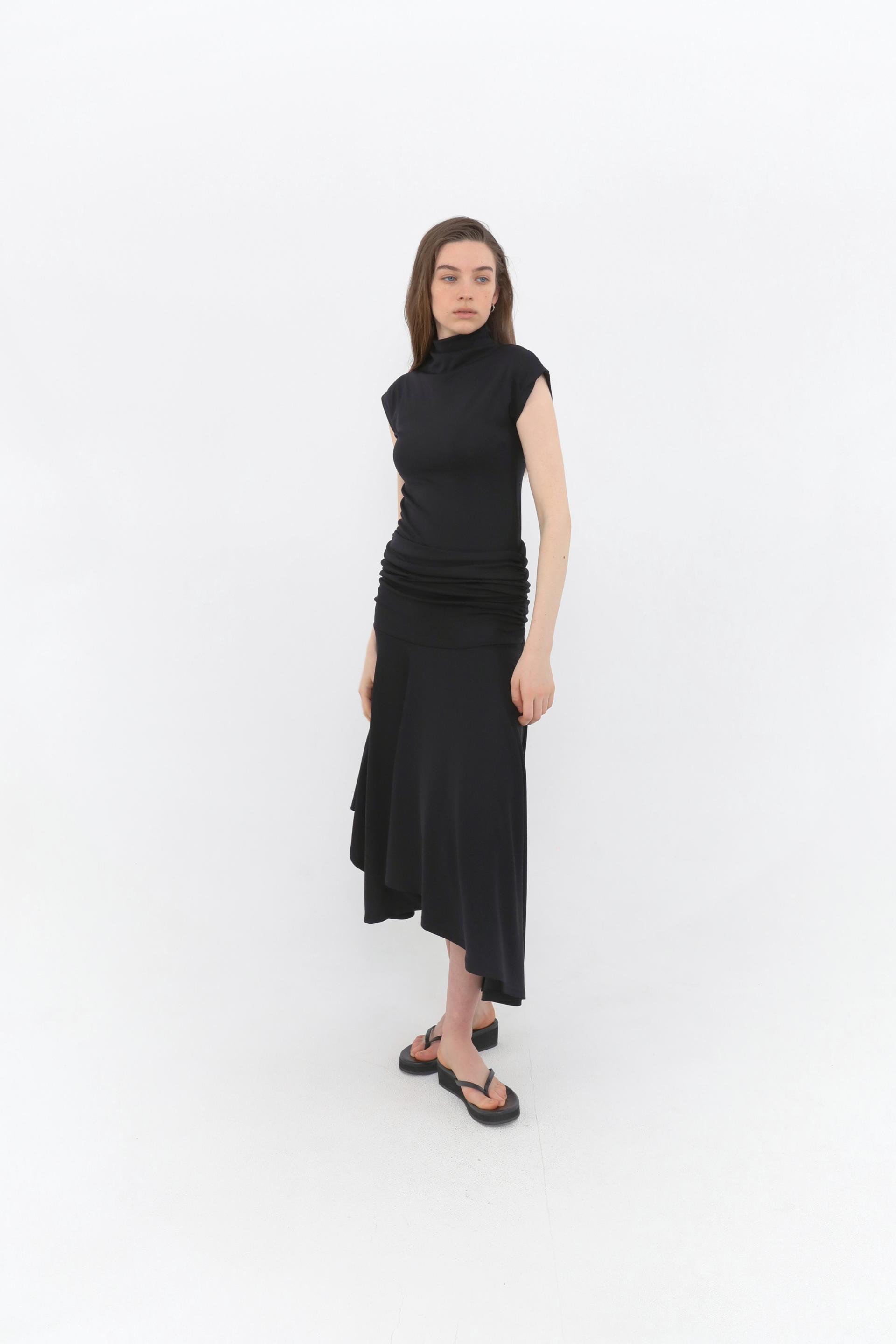 Hane Draped Asymmetric Skirt [Black]