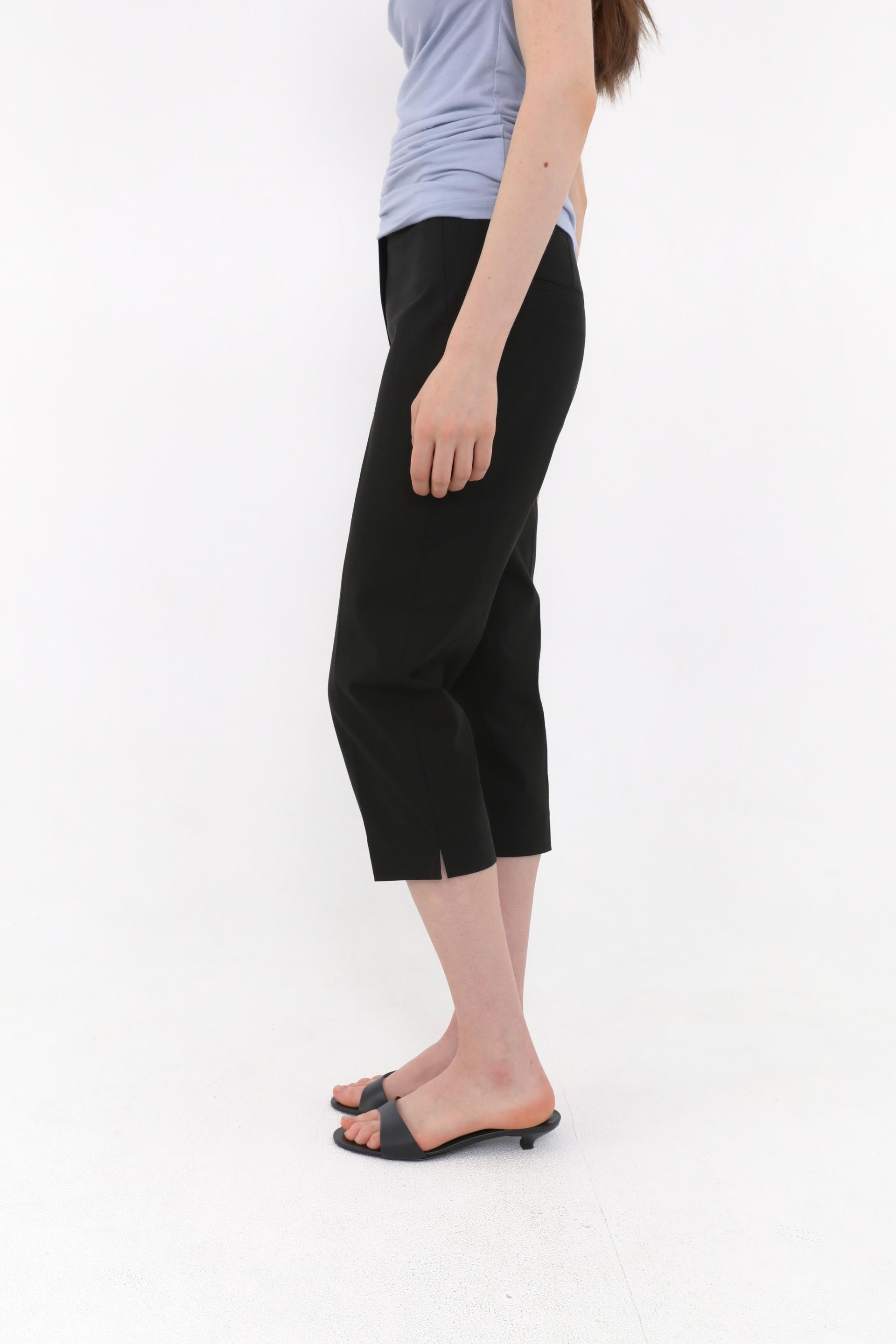 Wonder Linen Capri Slacks [Black]