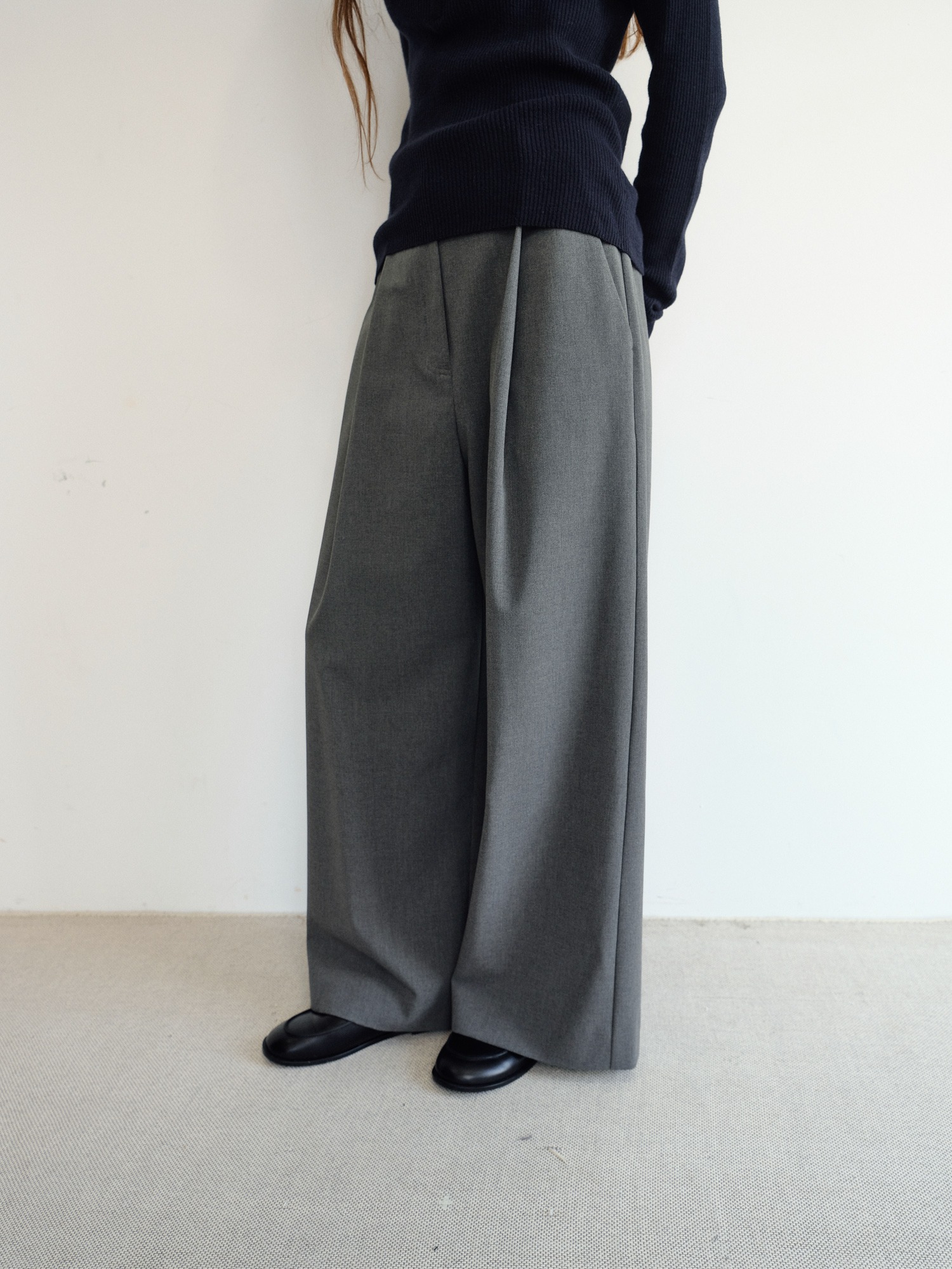 Grove Wool Wide Slacks [Gray]